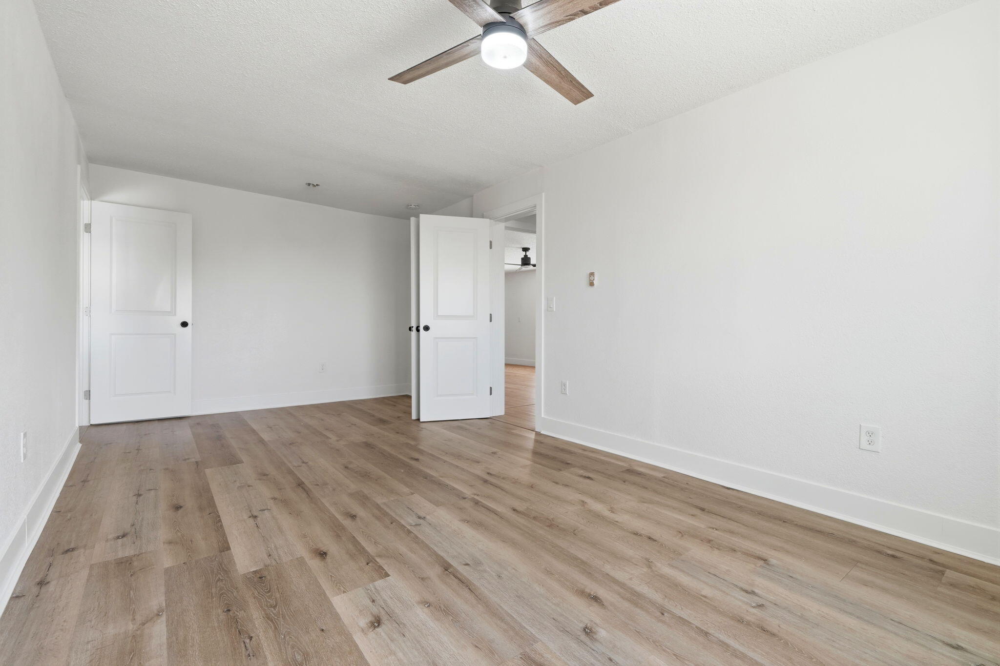 34453 Sierra Dr, Lemon Cove, CA 93244