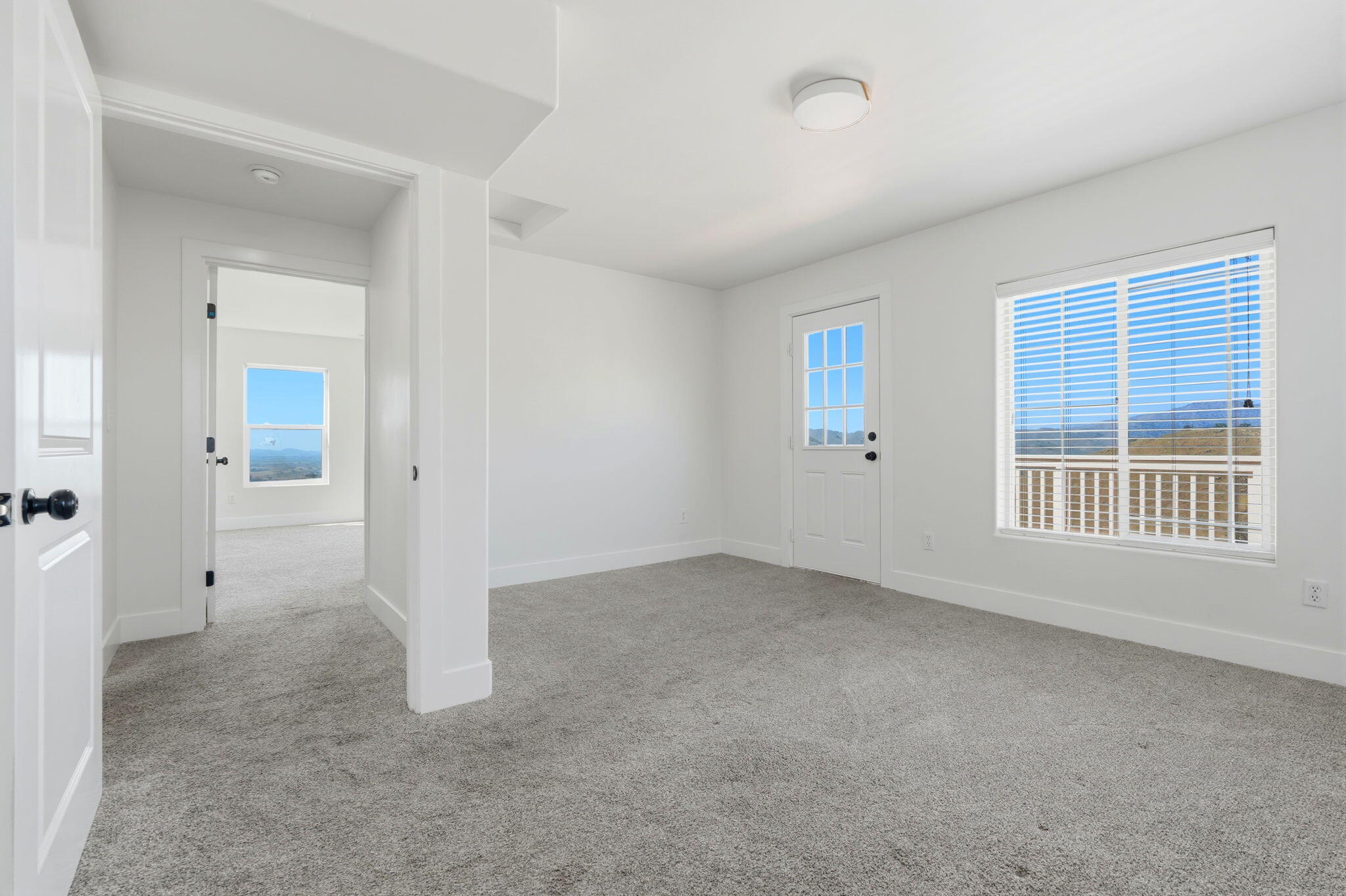 34453 Sierra Dr, Lemon Cove, CA 93244