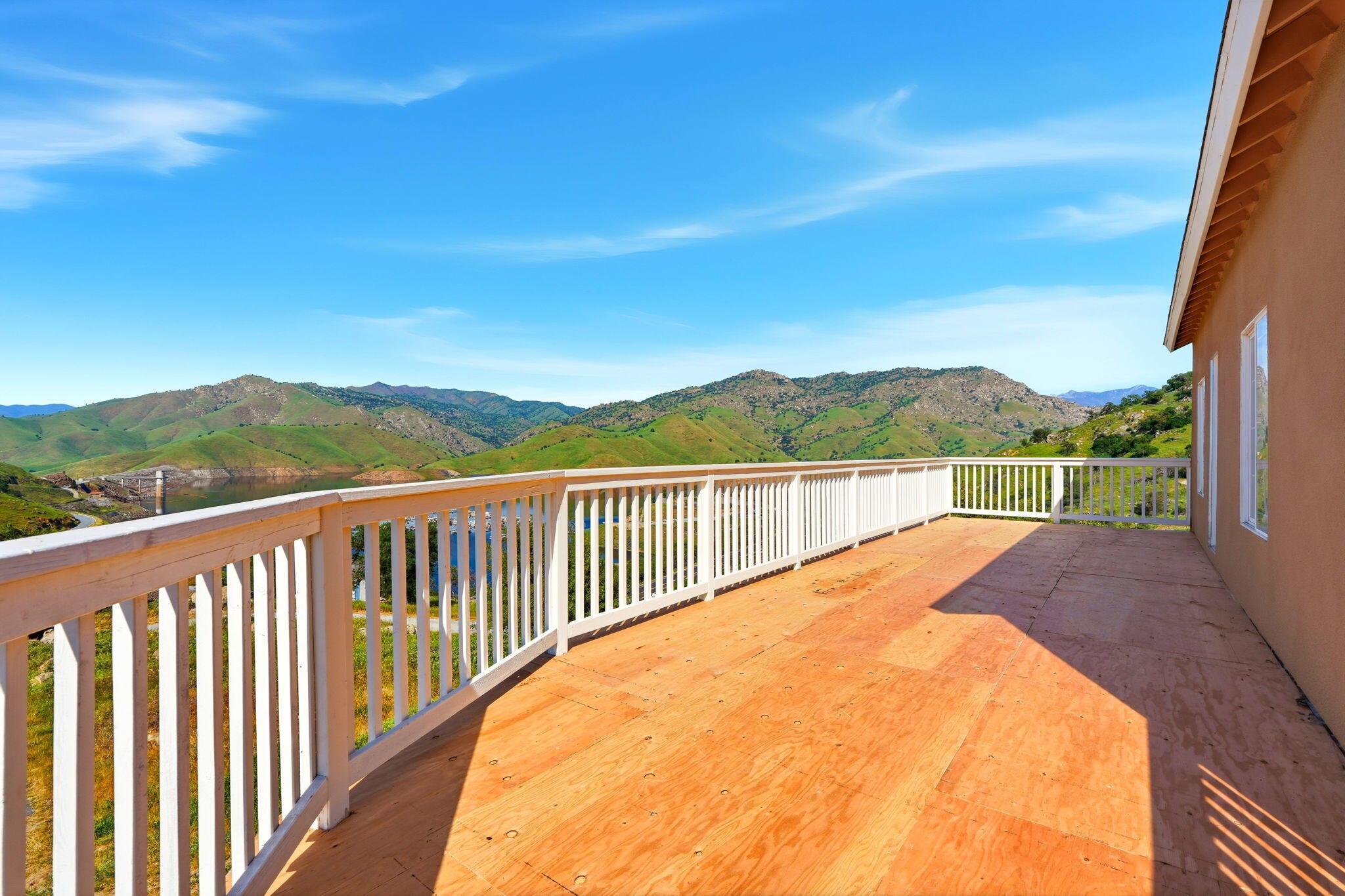 34453 Sierra Dr, Lemon Cove, CA 93244