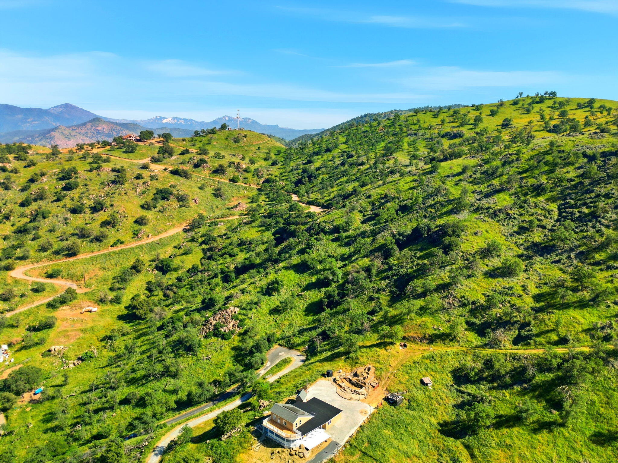 34453 Sierra Dr, Lemon Cove, CA 93244