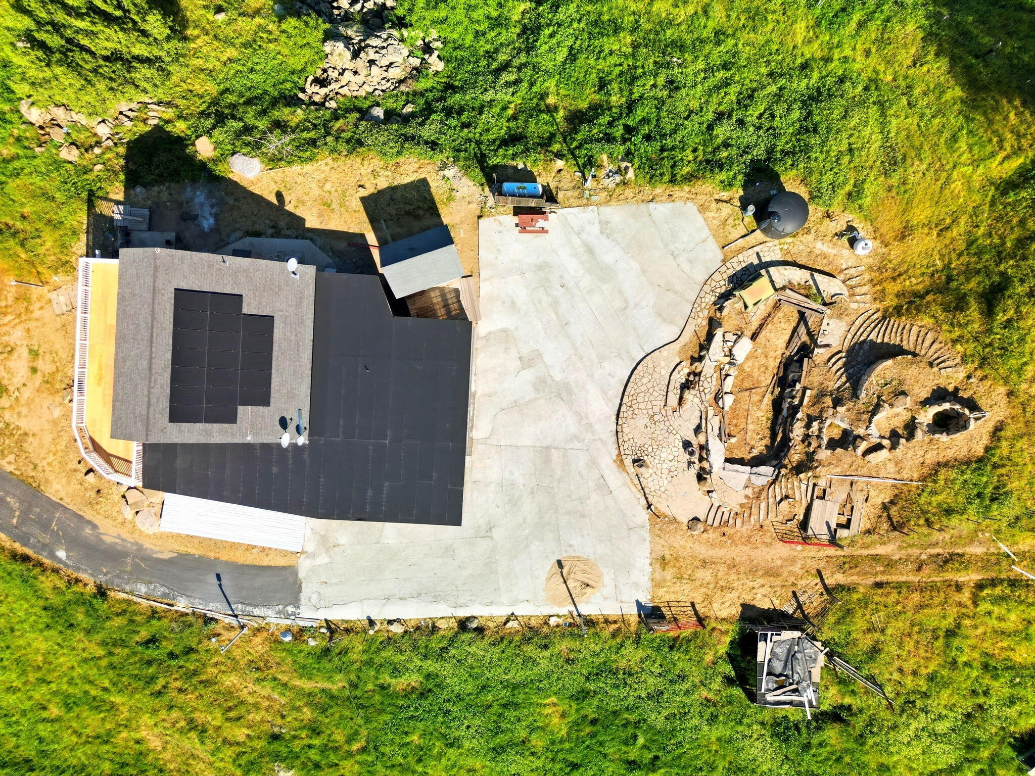 34453 Sierra Dr, Lemon Cove, CA 93244