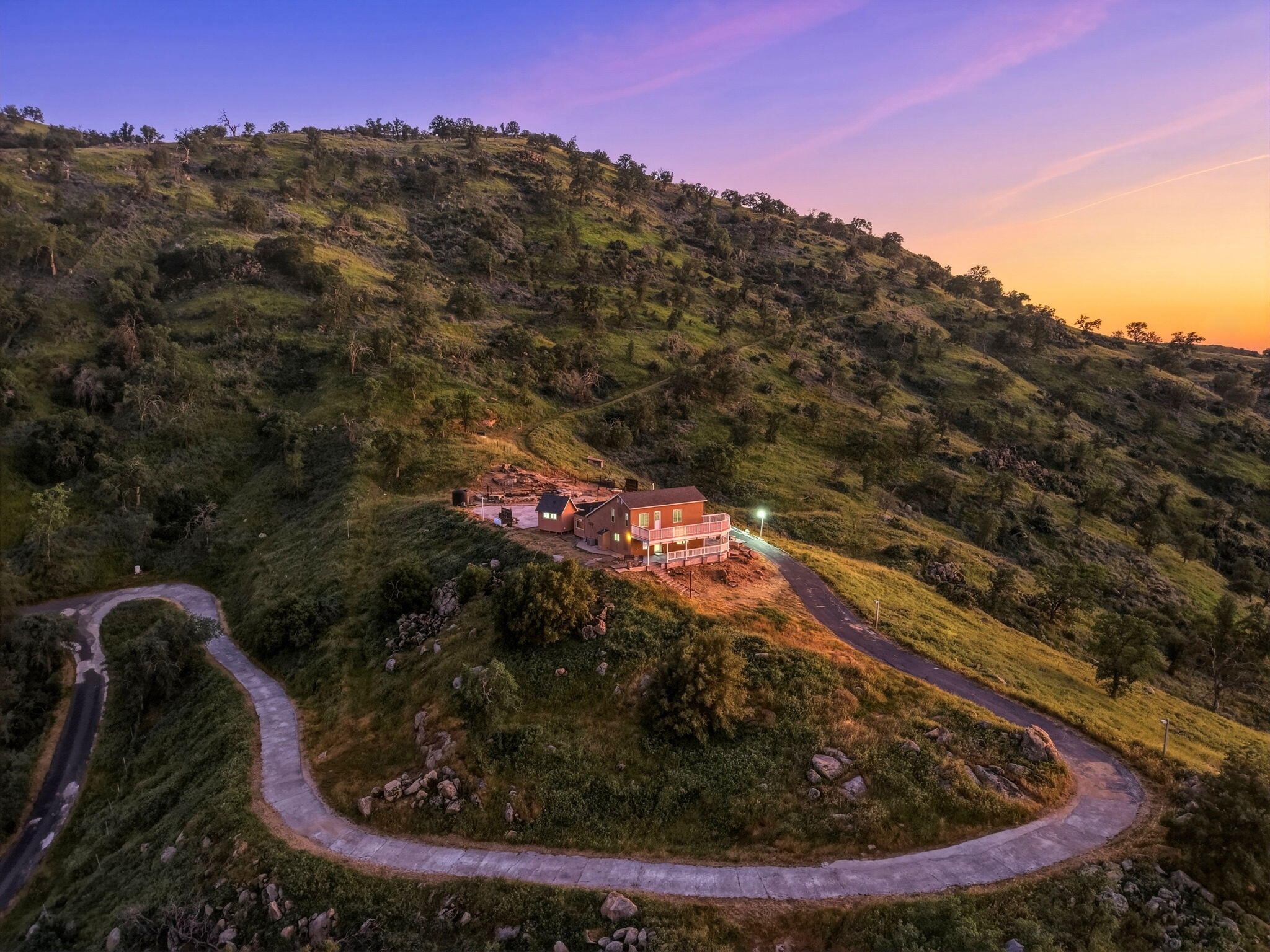 34453 Sierra Dr, Lemon Cove, CA 93244