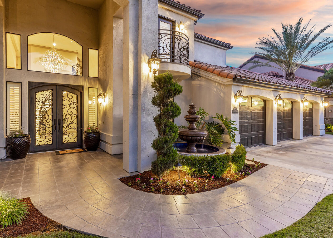 5721 W Prospect Dr, Visalia, CA 93291