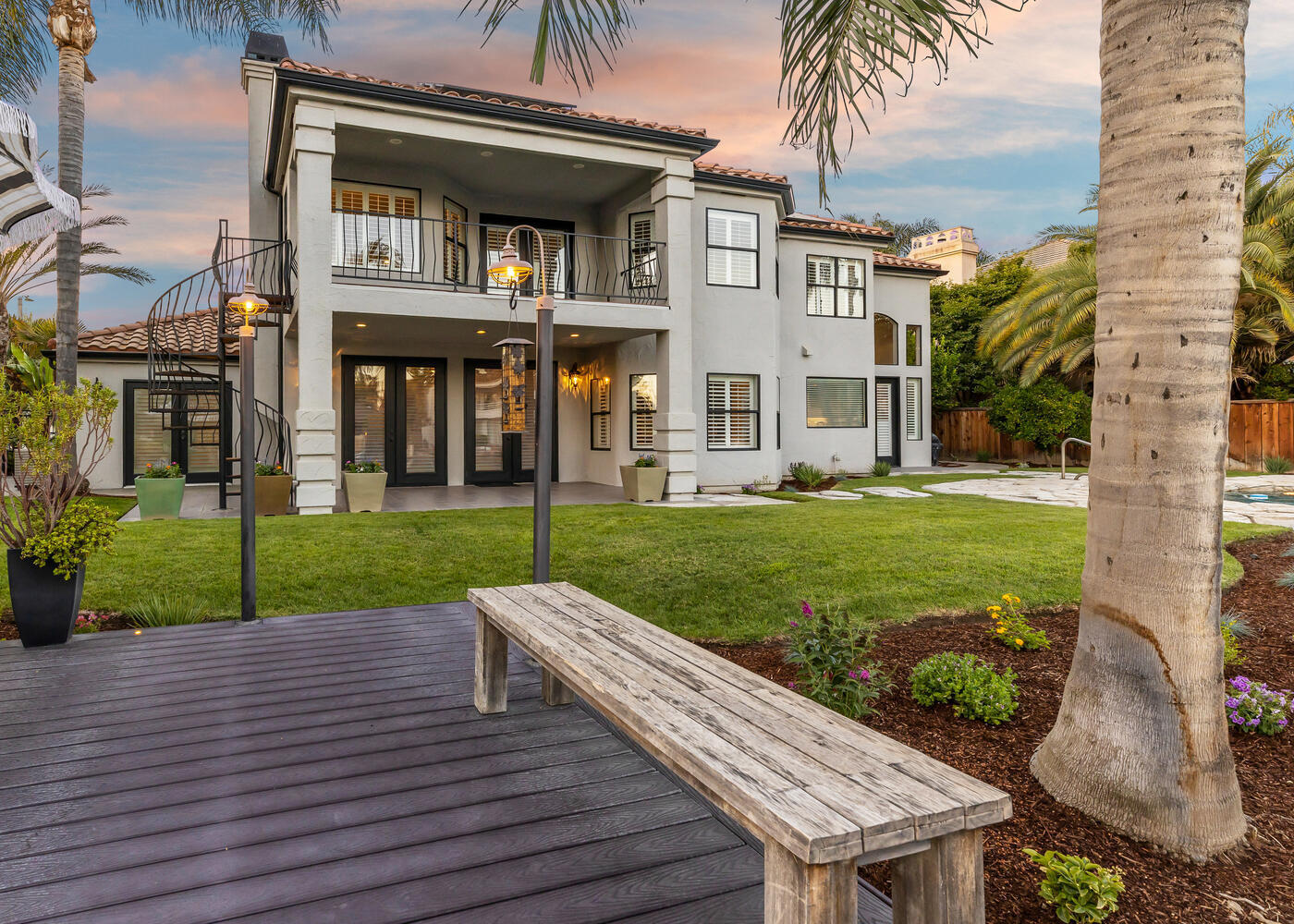 5721 W Prospect Dr, Visalia, CA 93291