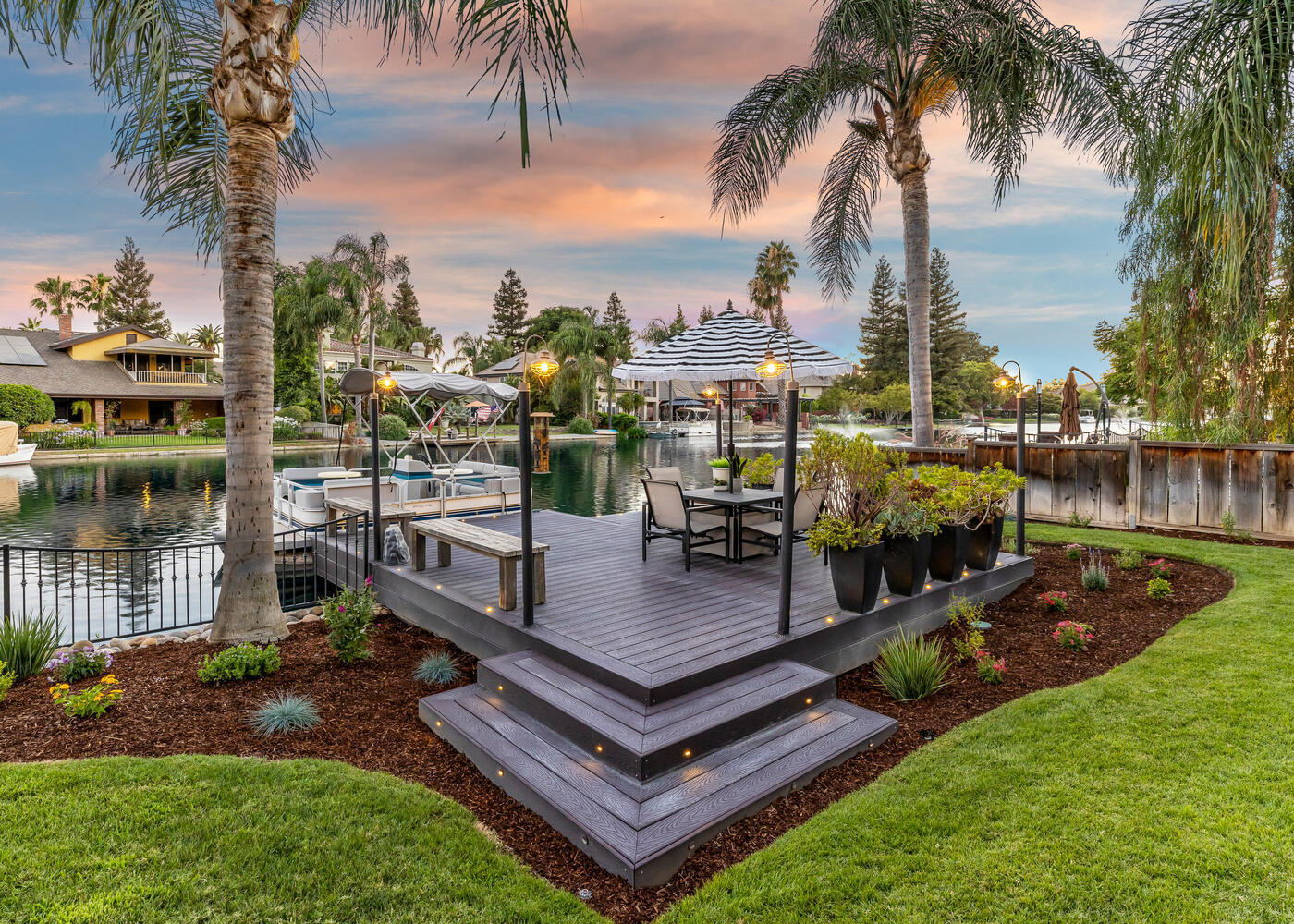 5721 W Prospect Dr, Visalia, CA 93291