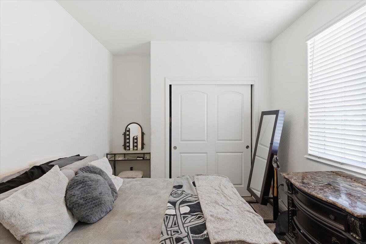 3625 Chelsea St, Tulare, CA 93274