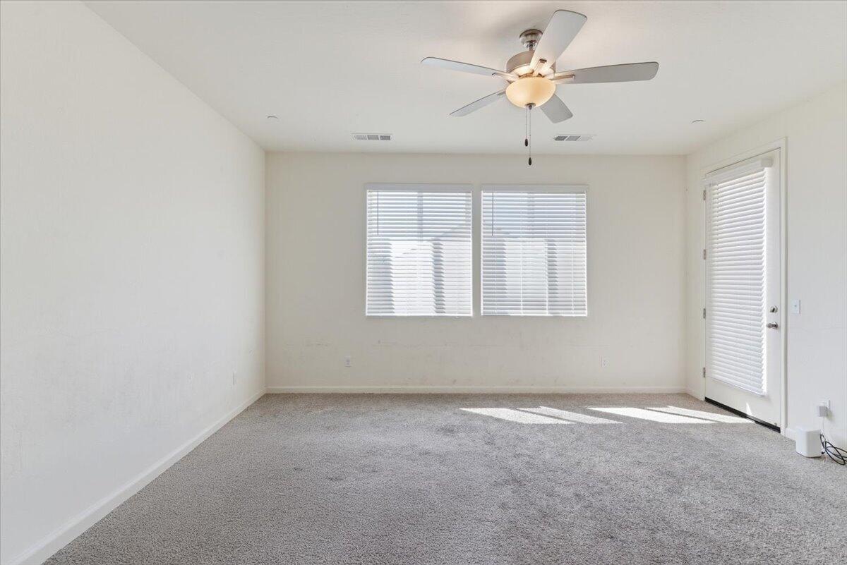 3625 Chelsea St, Tulare, CA 93274