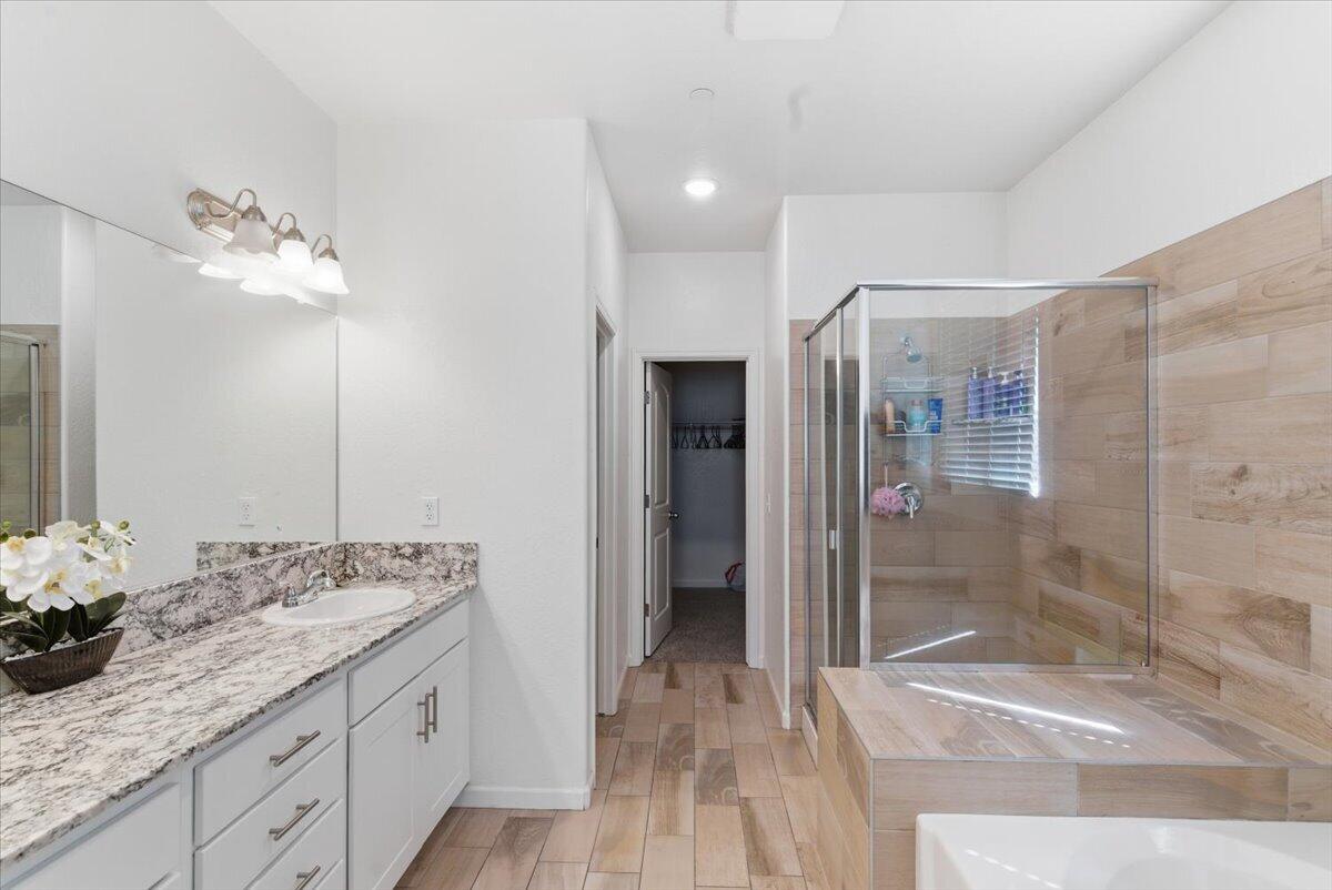 3625 Chelsea St, Tulare, CA 93274