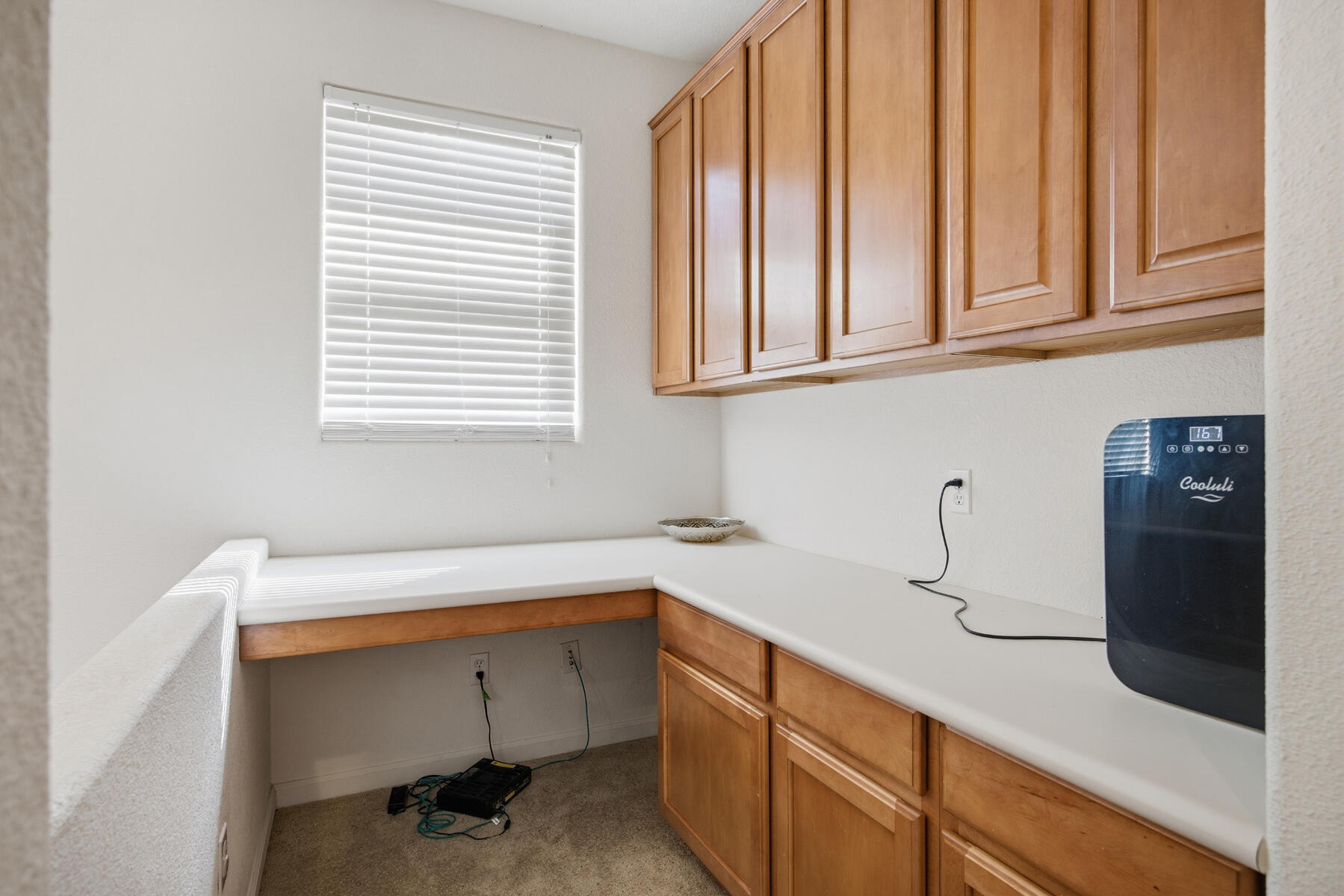 1242 N Julieann St, Visalia, CA 93291