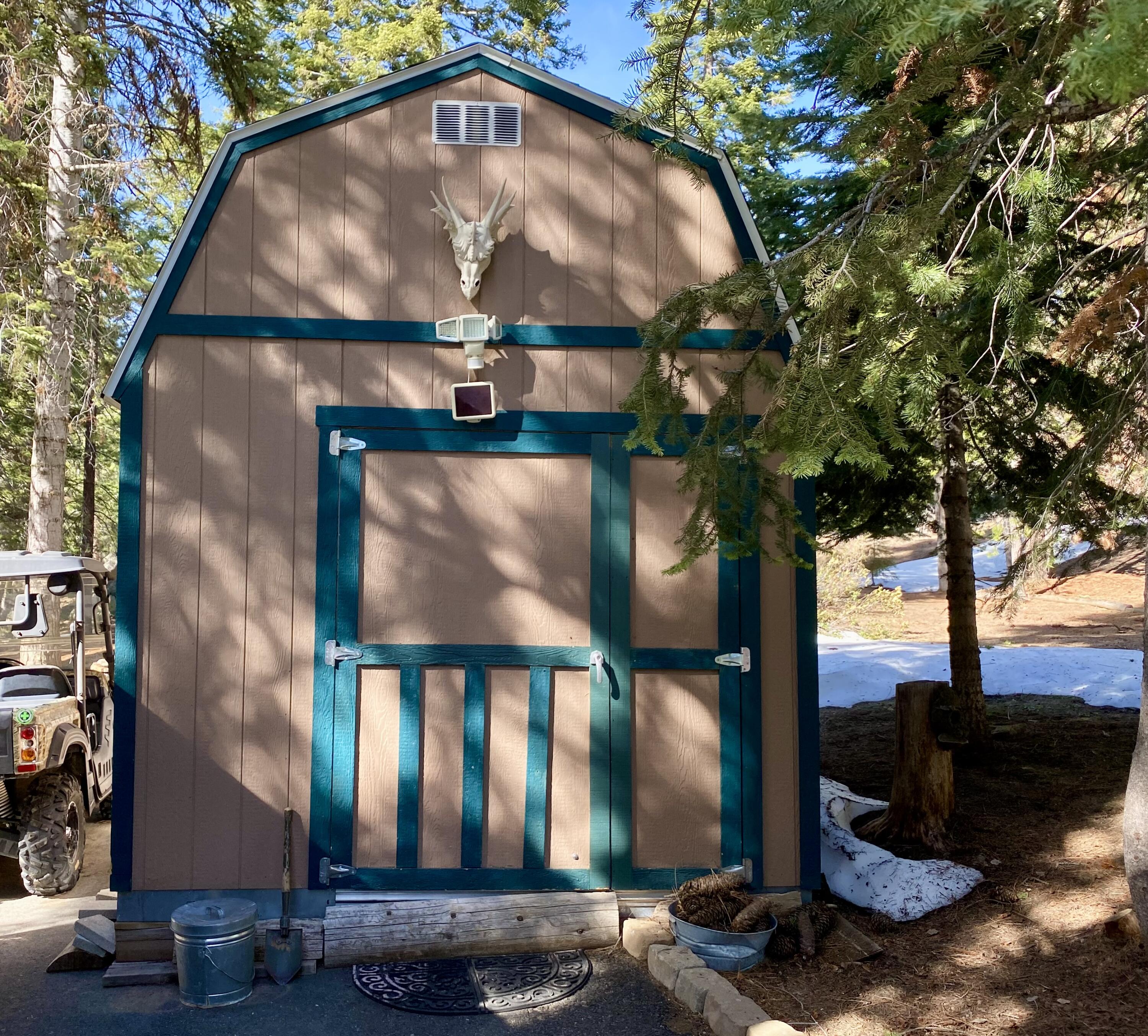 57968 Fox Dr, Springville, CA 93265