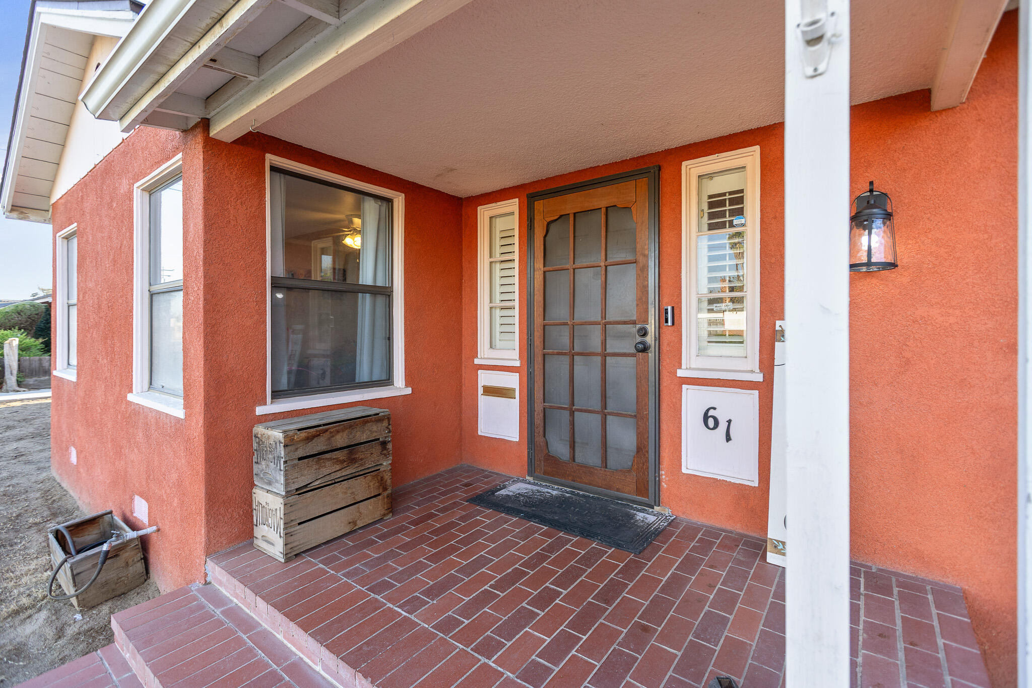 61 Carmelita St, Porterville, CA 93257