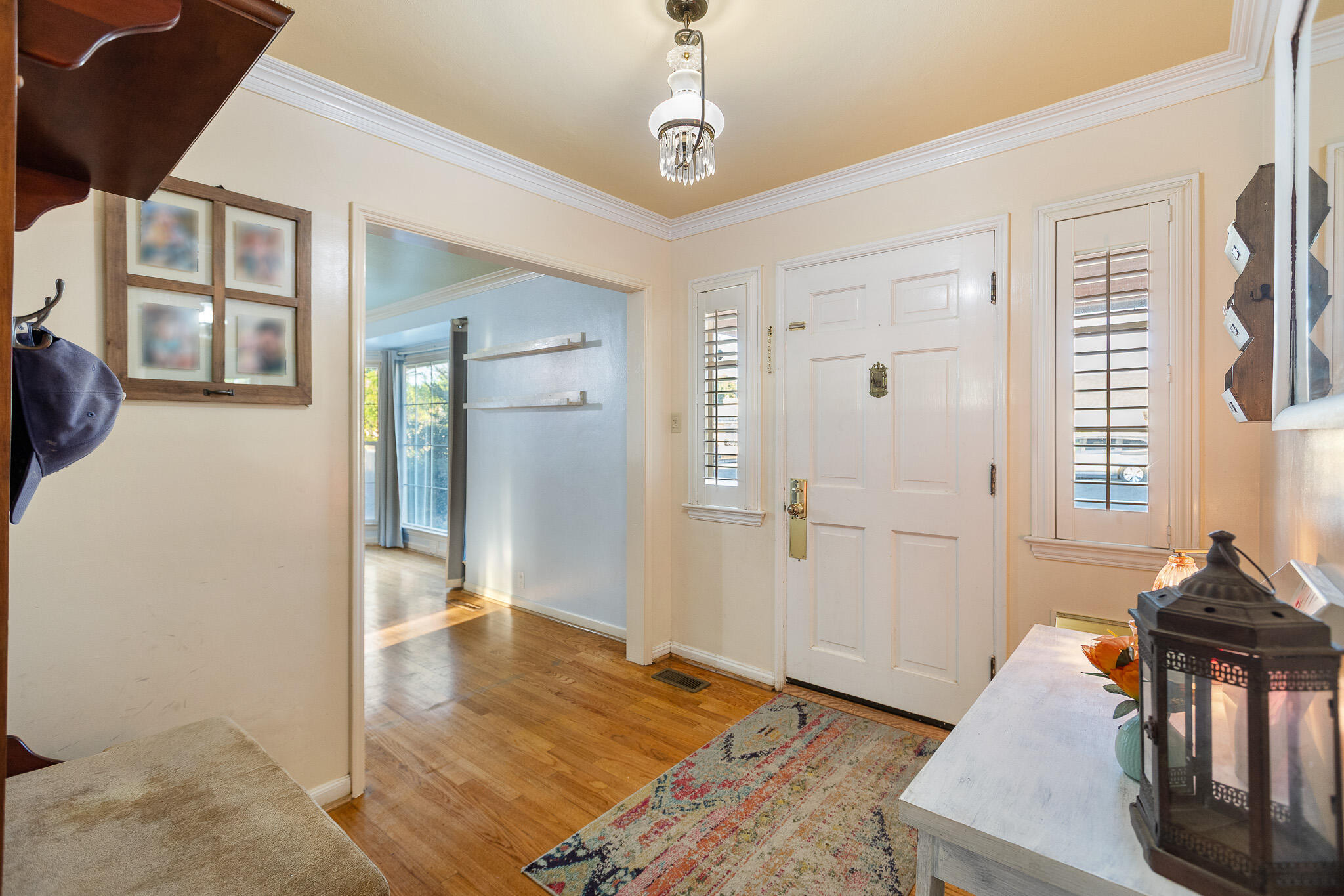 61 Carmelita St, Porterville, CA 93257