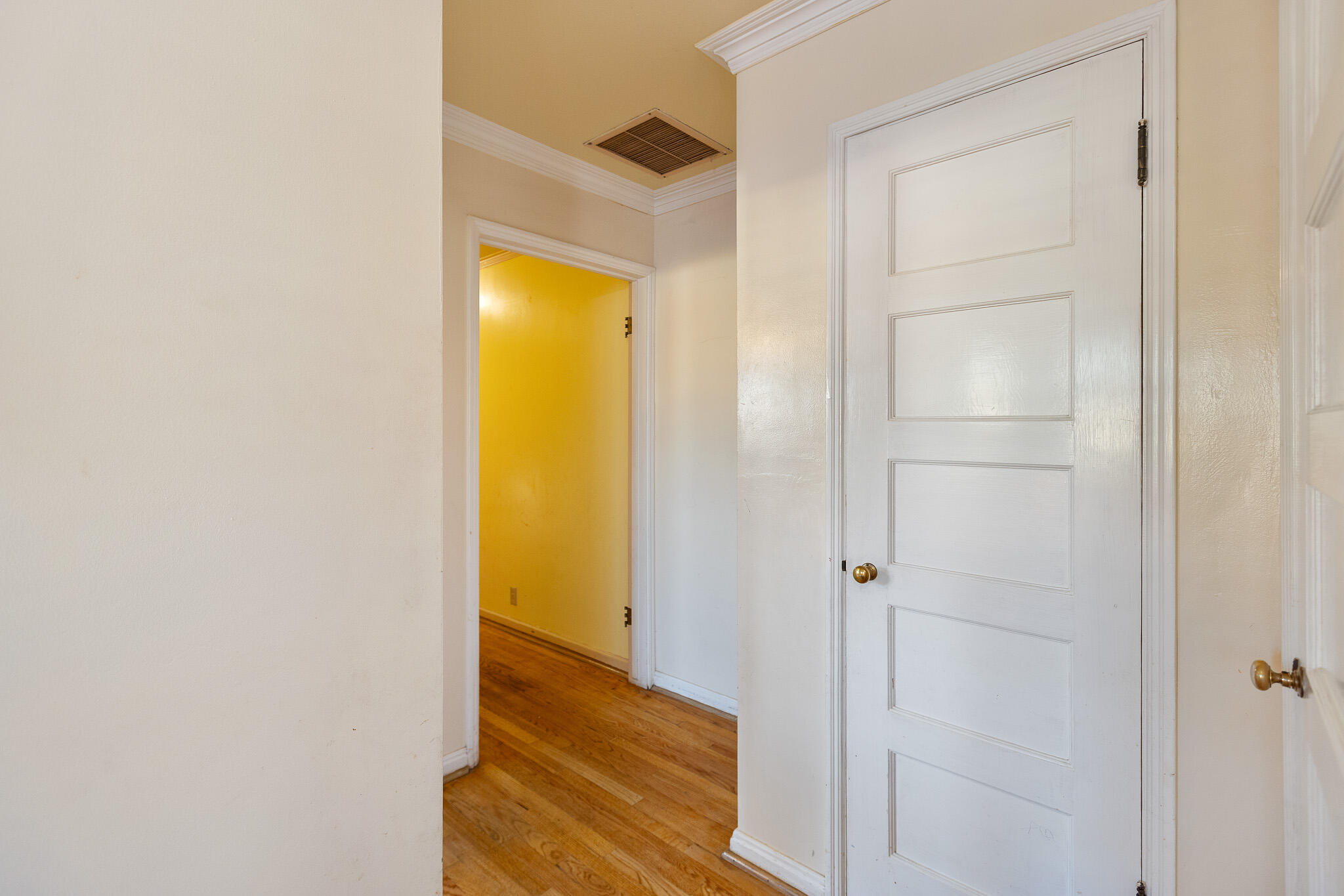 61 Carmelita St, Porterville, CA 93257