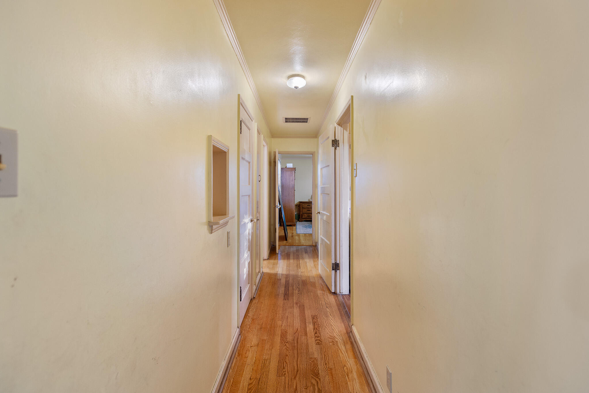 61 Carmelita St, Porterville, CA 93257