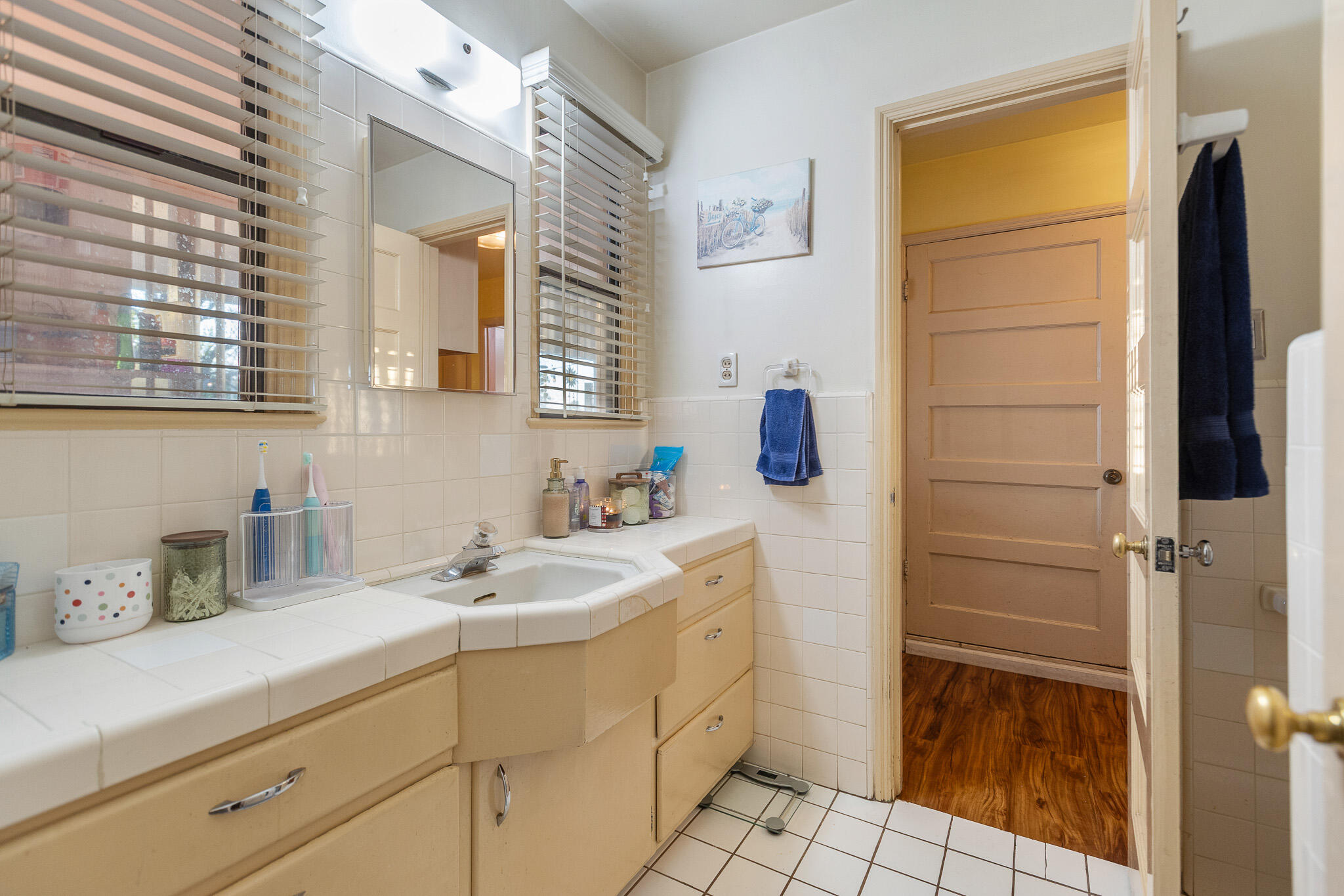 61 Carmelita St, Porterville, CA 93257