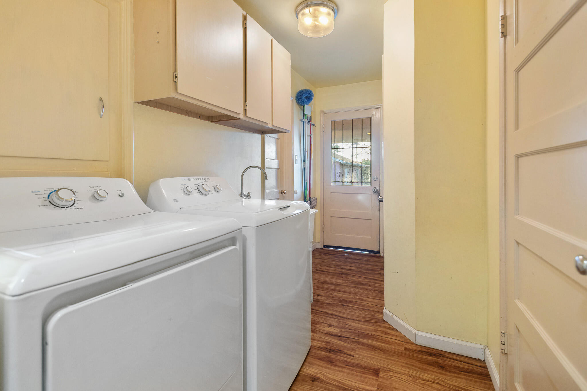 61 Carmelita St, Porterville, CA 93257