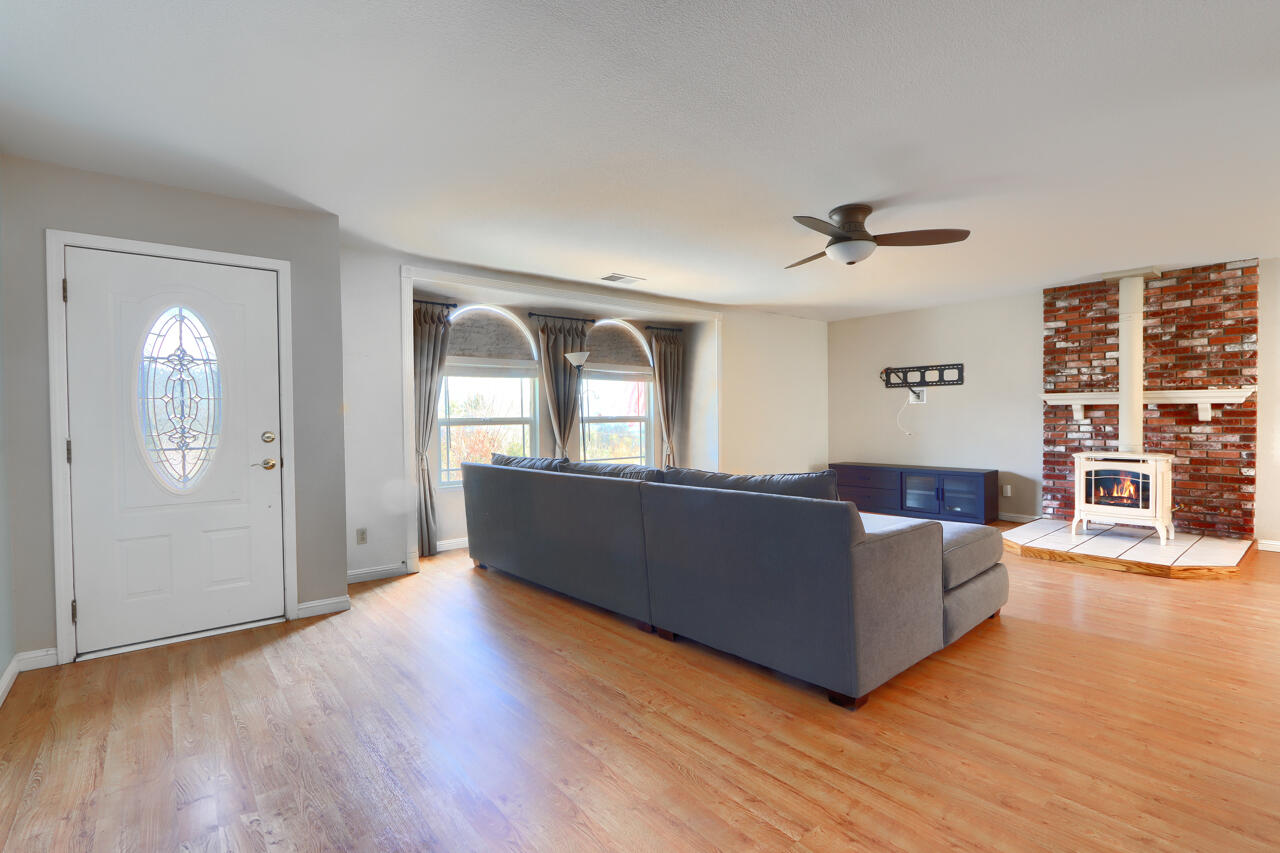 44755 Savage Rd, Coarsegold, CA 93614