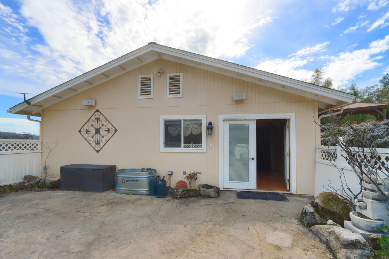 44755 Savage Rd, Coarsegold, CA 93614