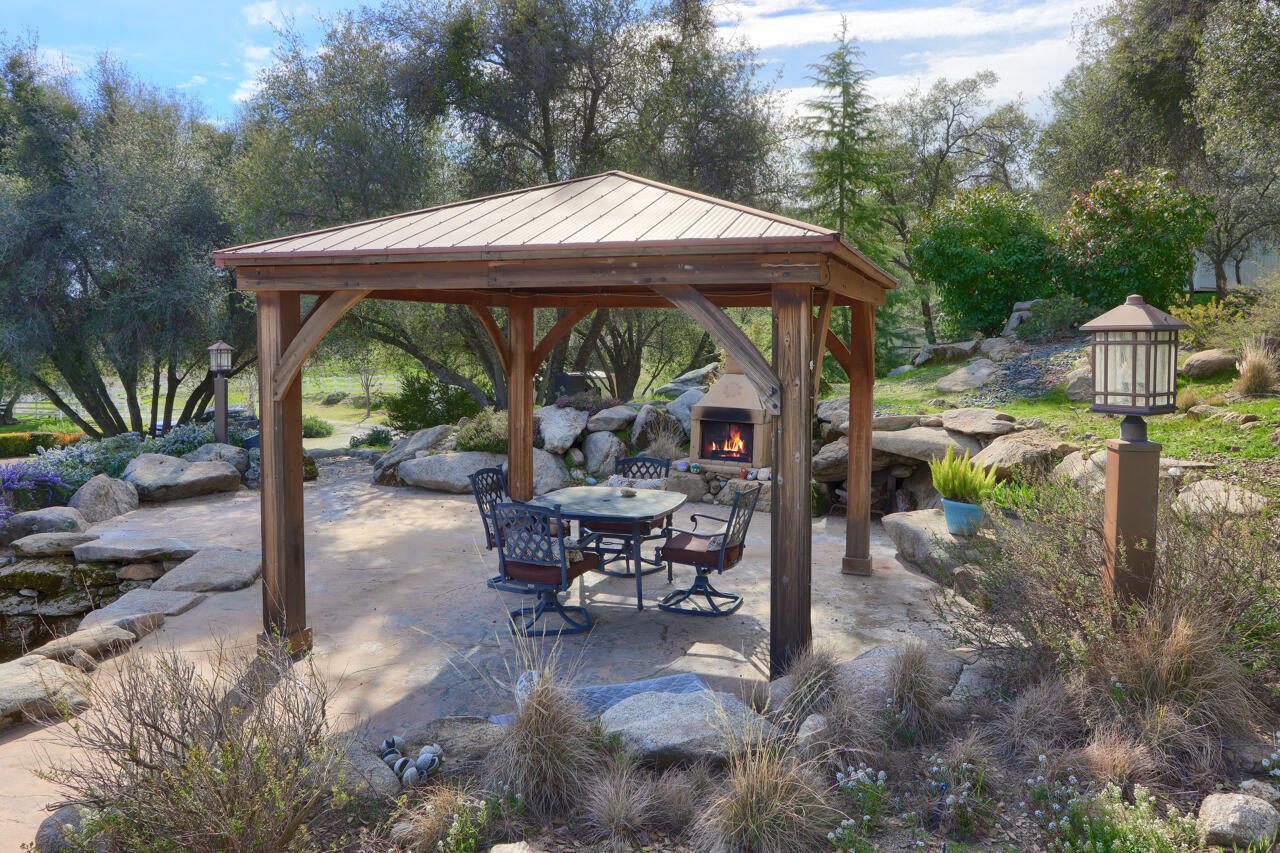 44755 Savage Rd, Coarsegold, CA 93614