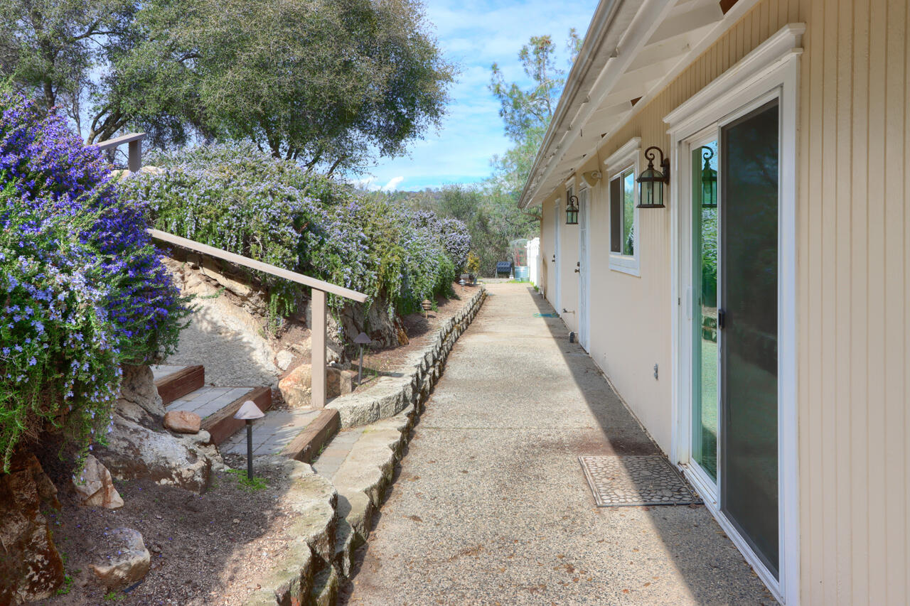 44755 Savage Rd, Coarsegold, CA 93614