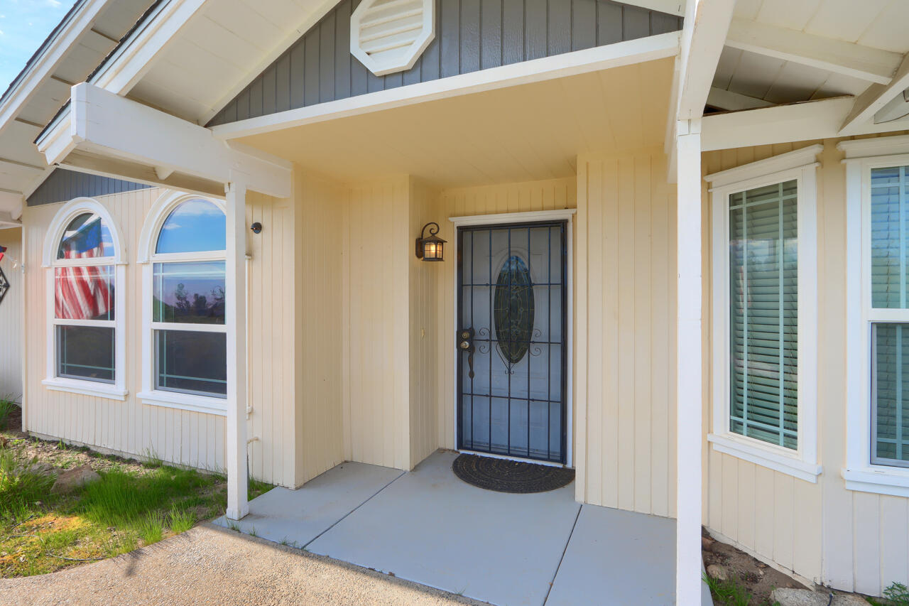 44755 Savage Rd, Coarsegold, CA 93614