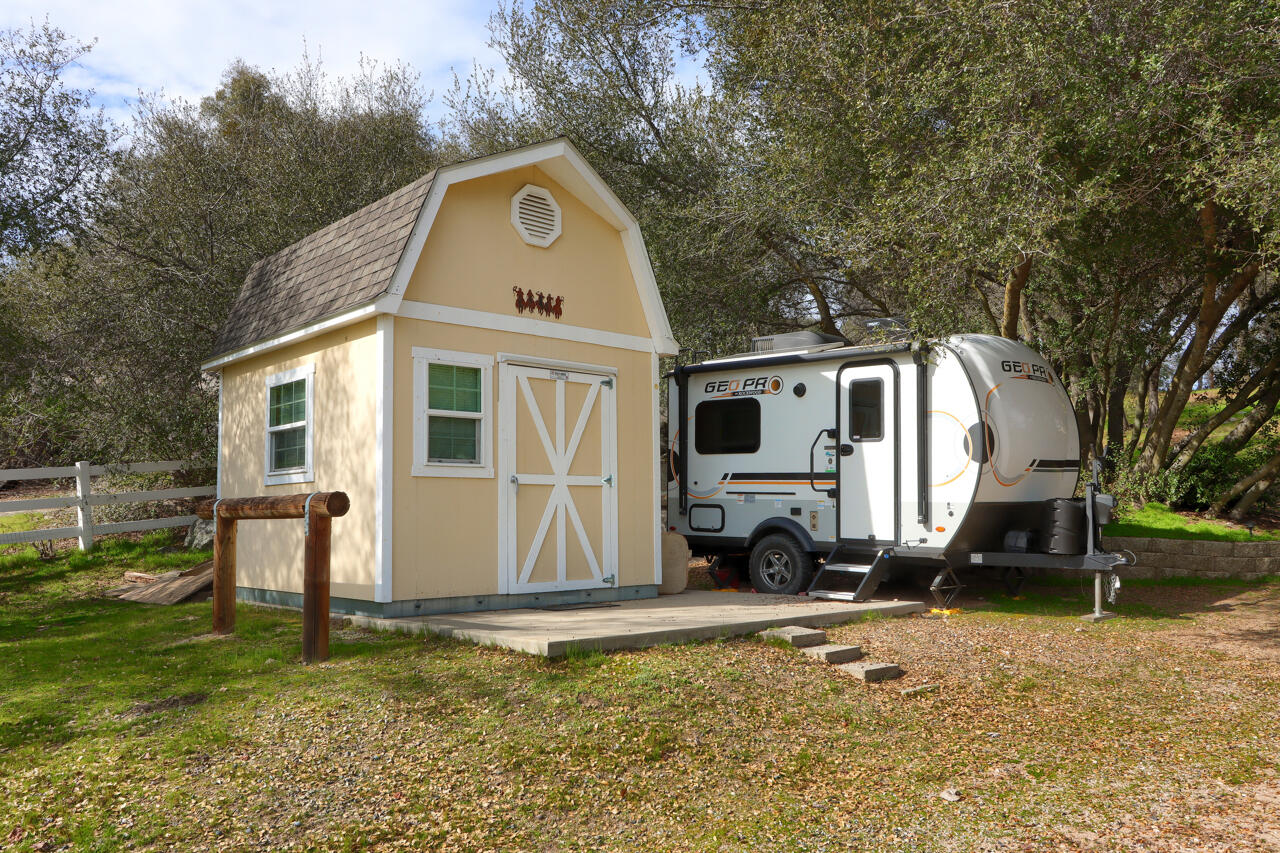 44755 Savage Rd, Coarsegold, CA 93614