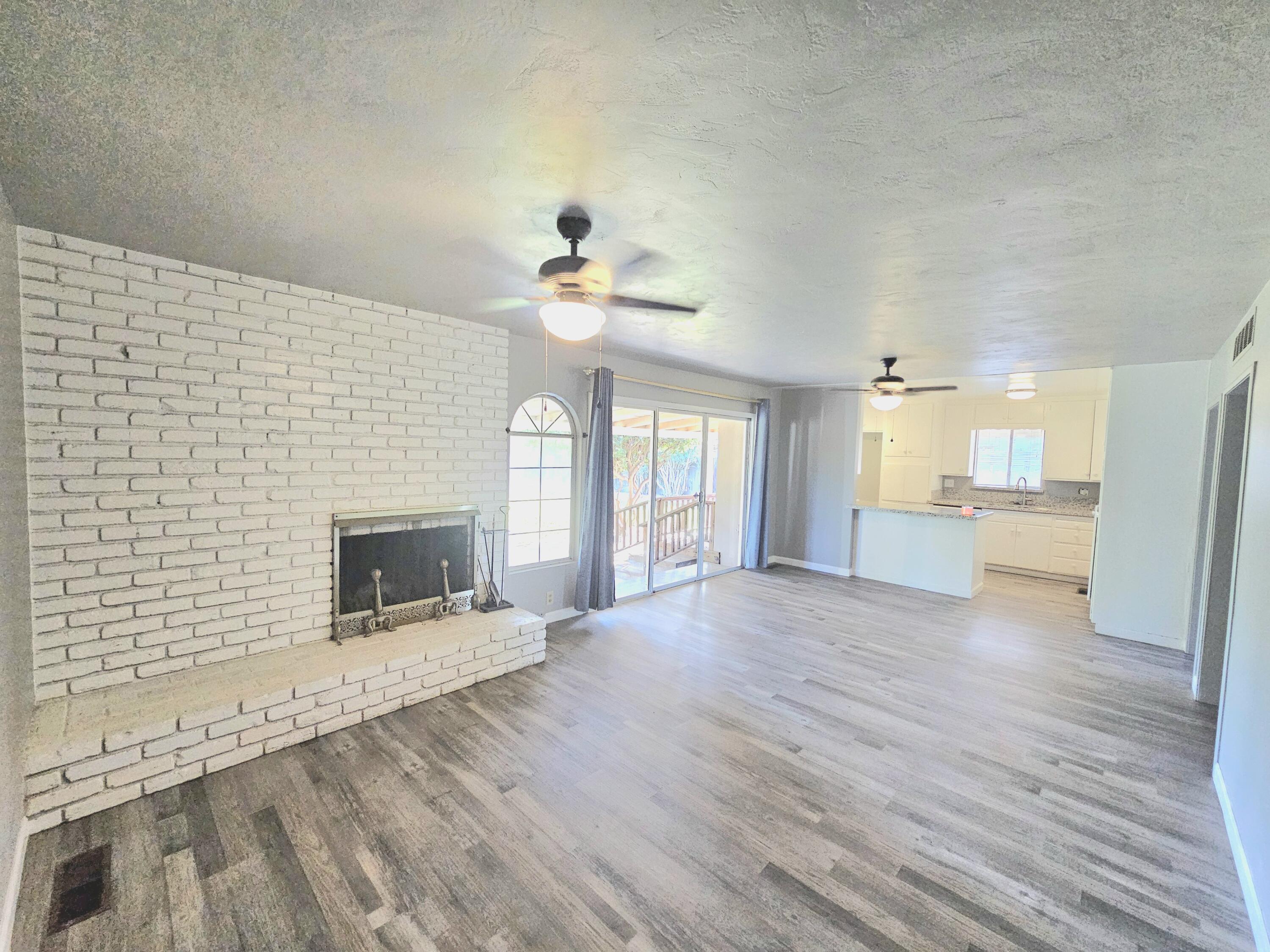 211 E Gail Ave, Tulare, CA 93274