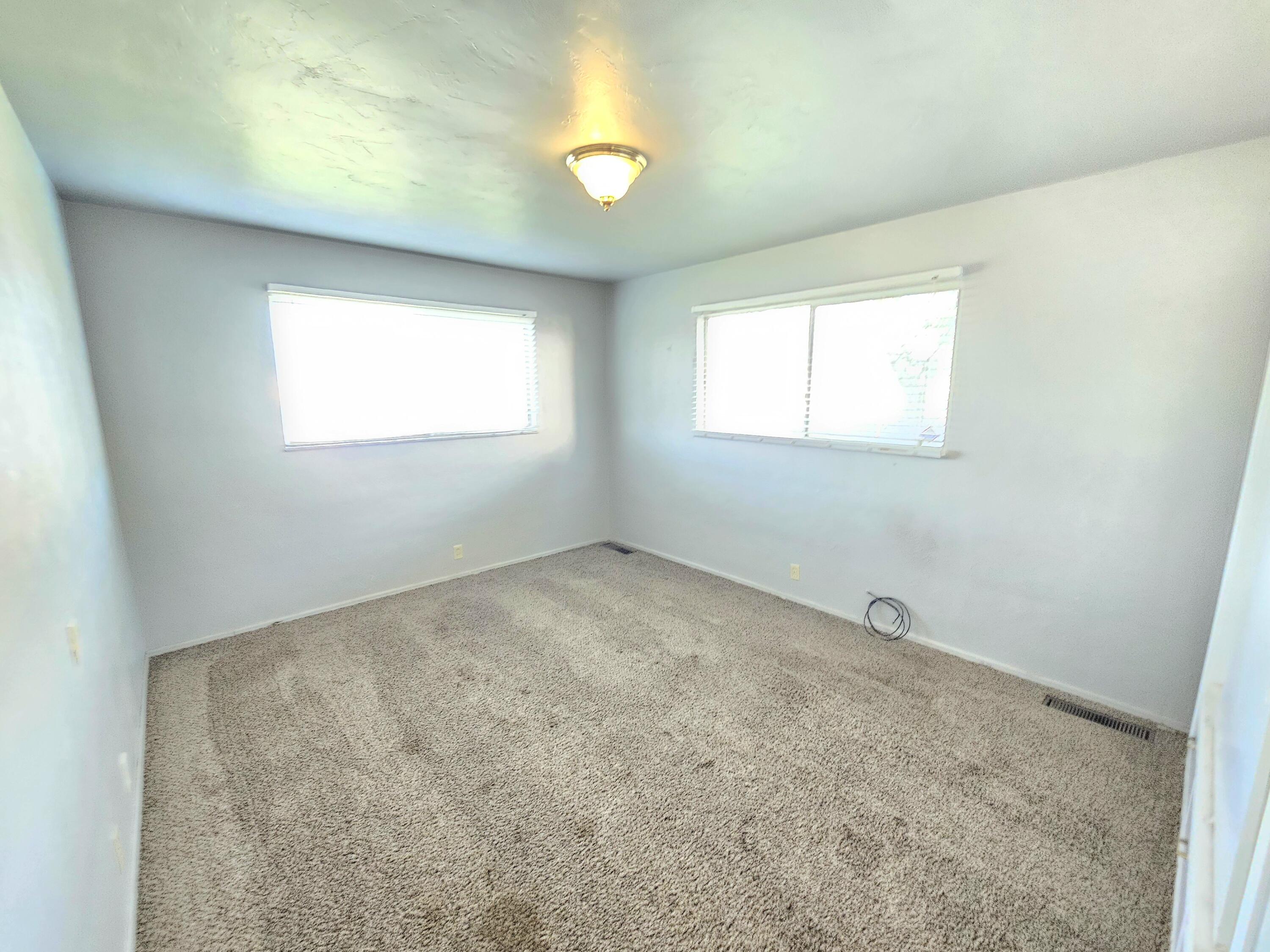 211 E Gail Ave, Tulare, CA 93274