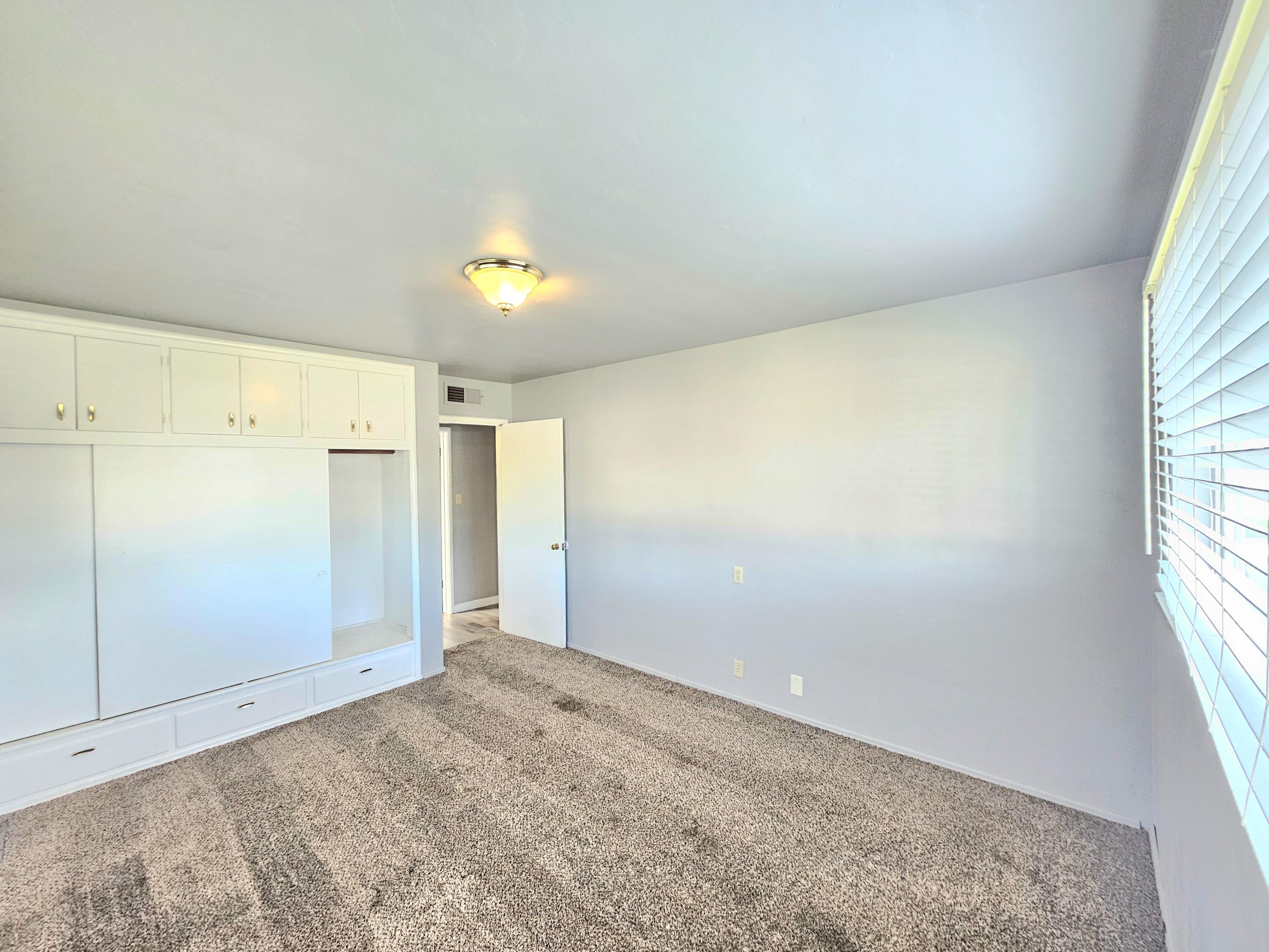 211 E Gail Ave, Tulare, CA 93274