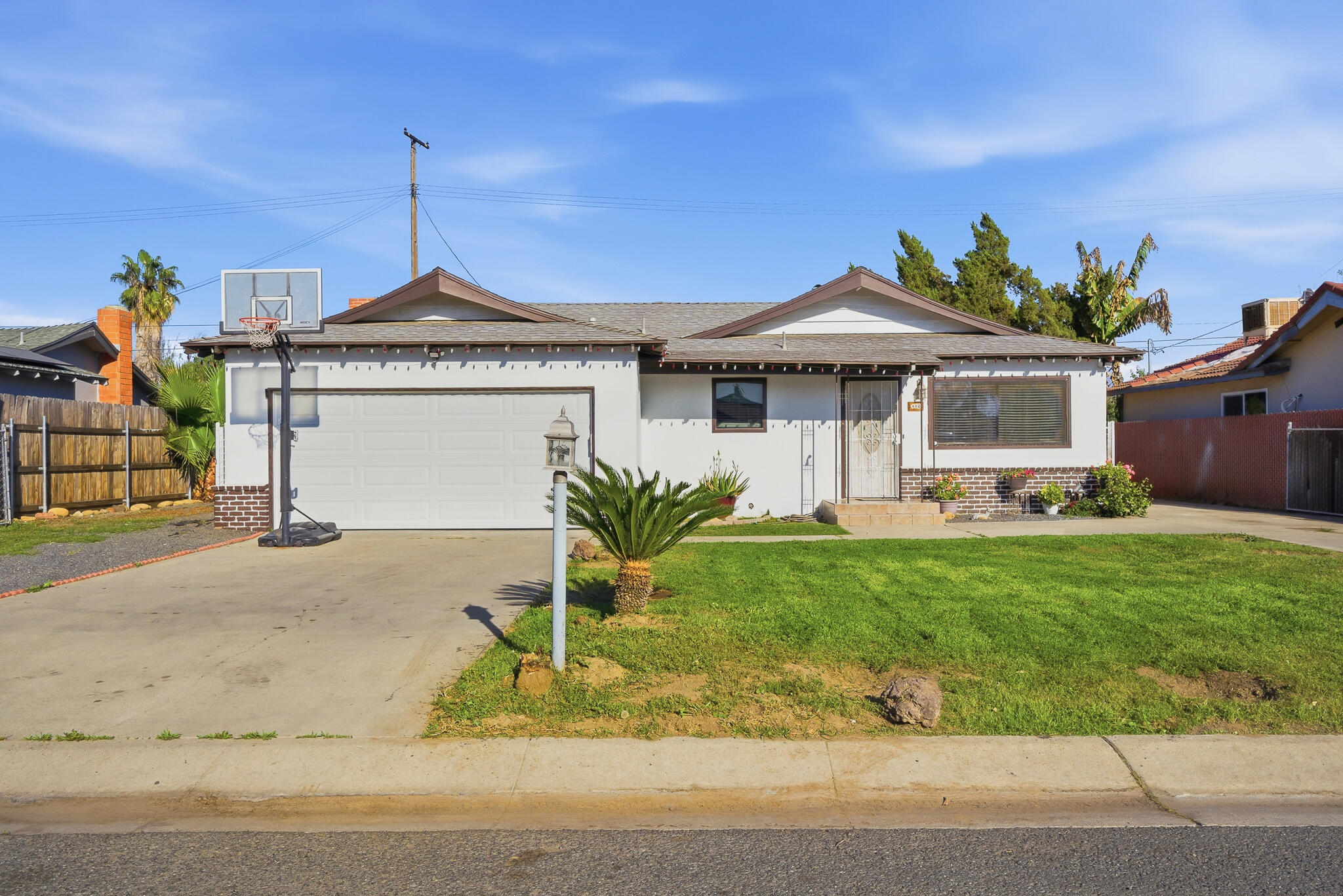 480 N Belmont St, Porterville, CA 93257