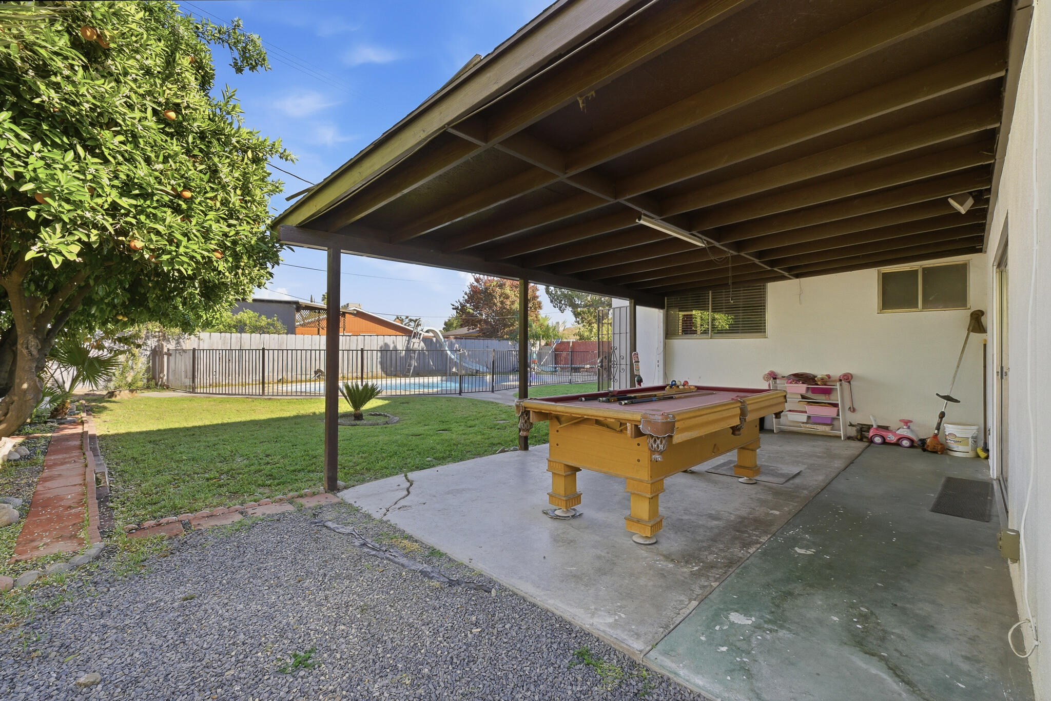 480 N Belmont St, Porterville, CA 93257