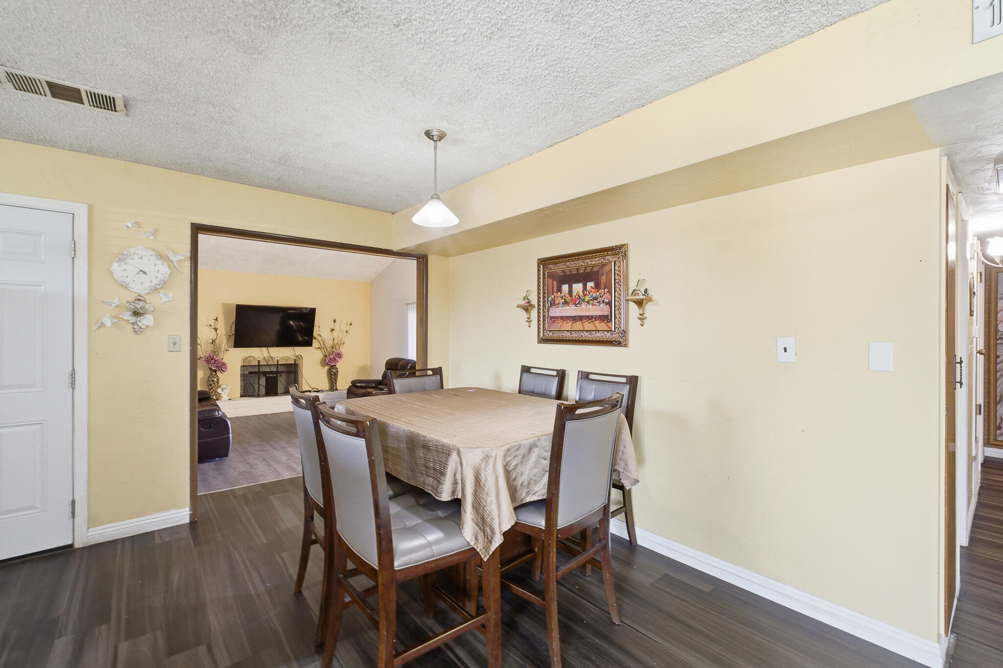 480 N Belmont St, Porterville, CA 93257