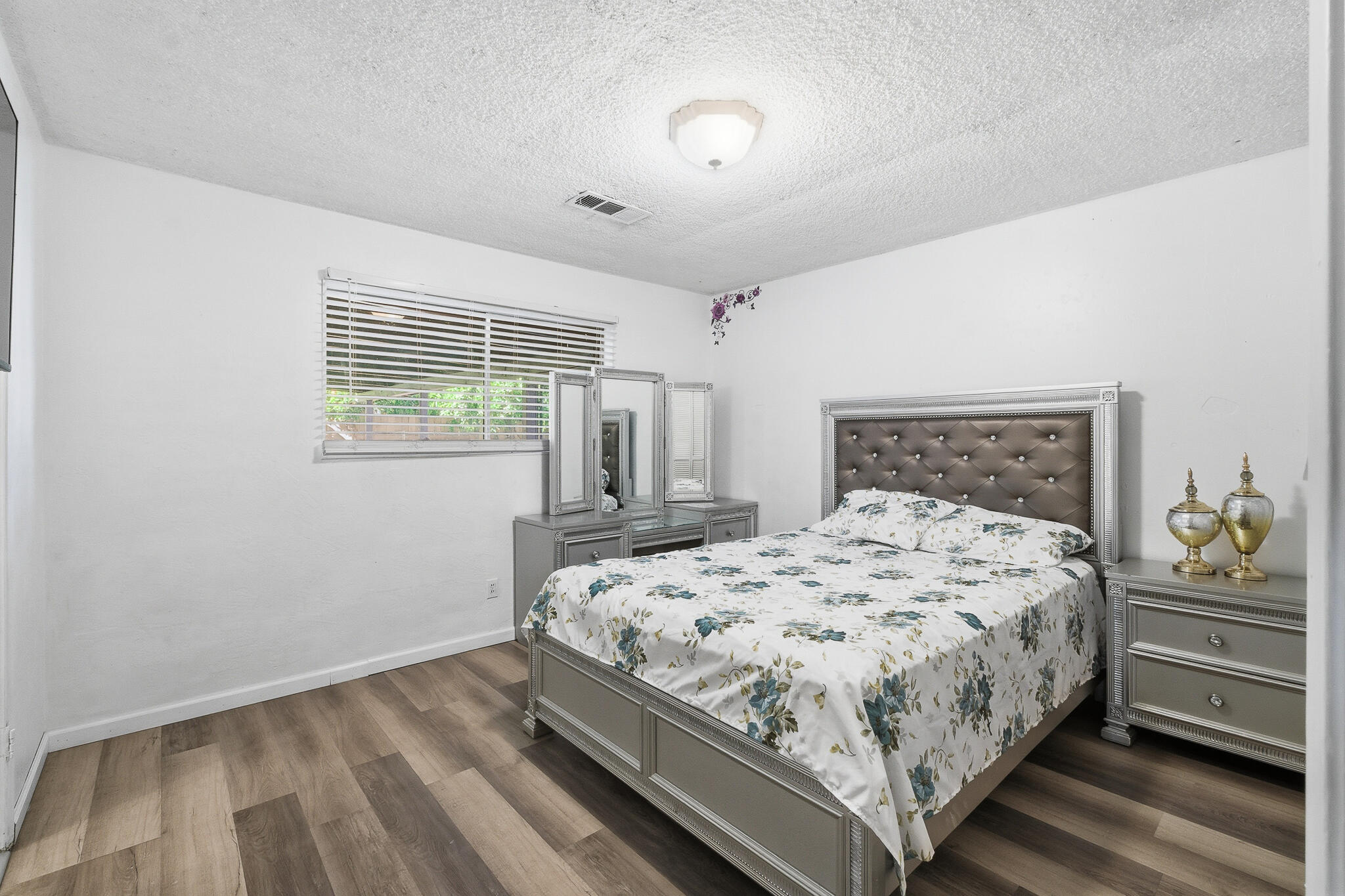 480 N Belmont St, Porterville, CA 93257