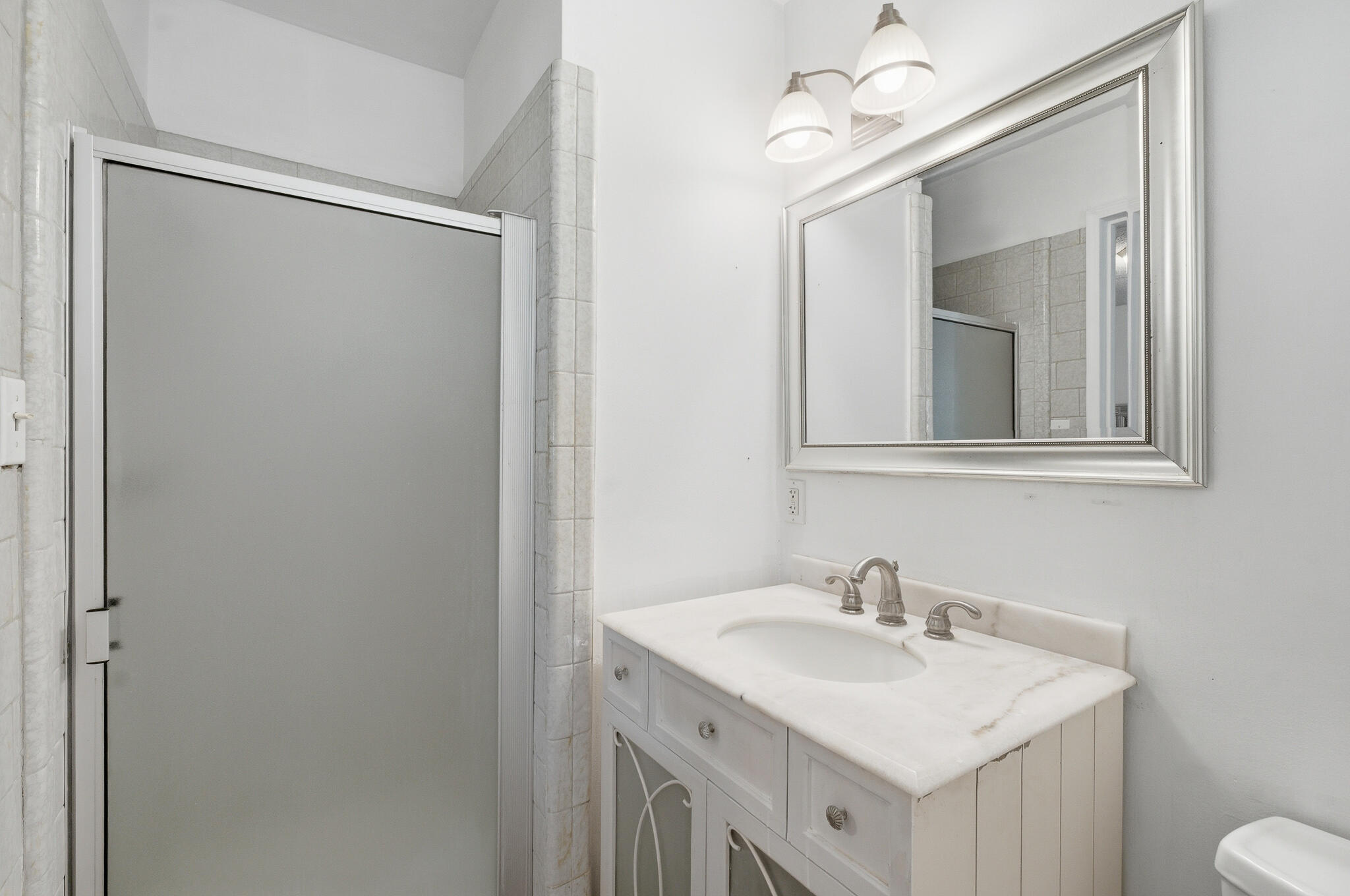 480 N Belmont St, Porterville, CA 93257