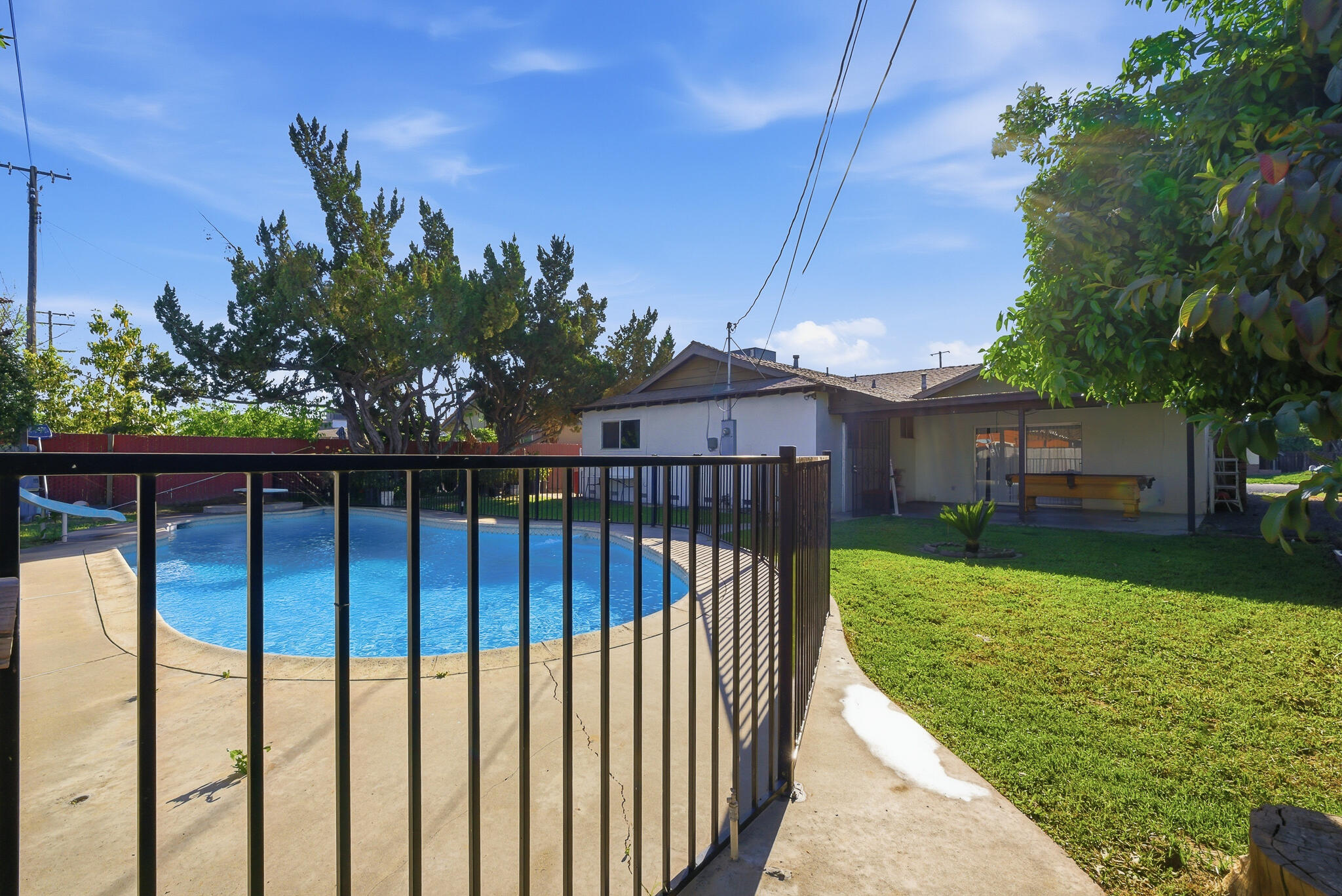 480 N Belmont St, Porterville, CA 93257