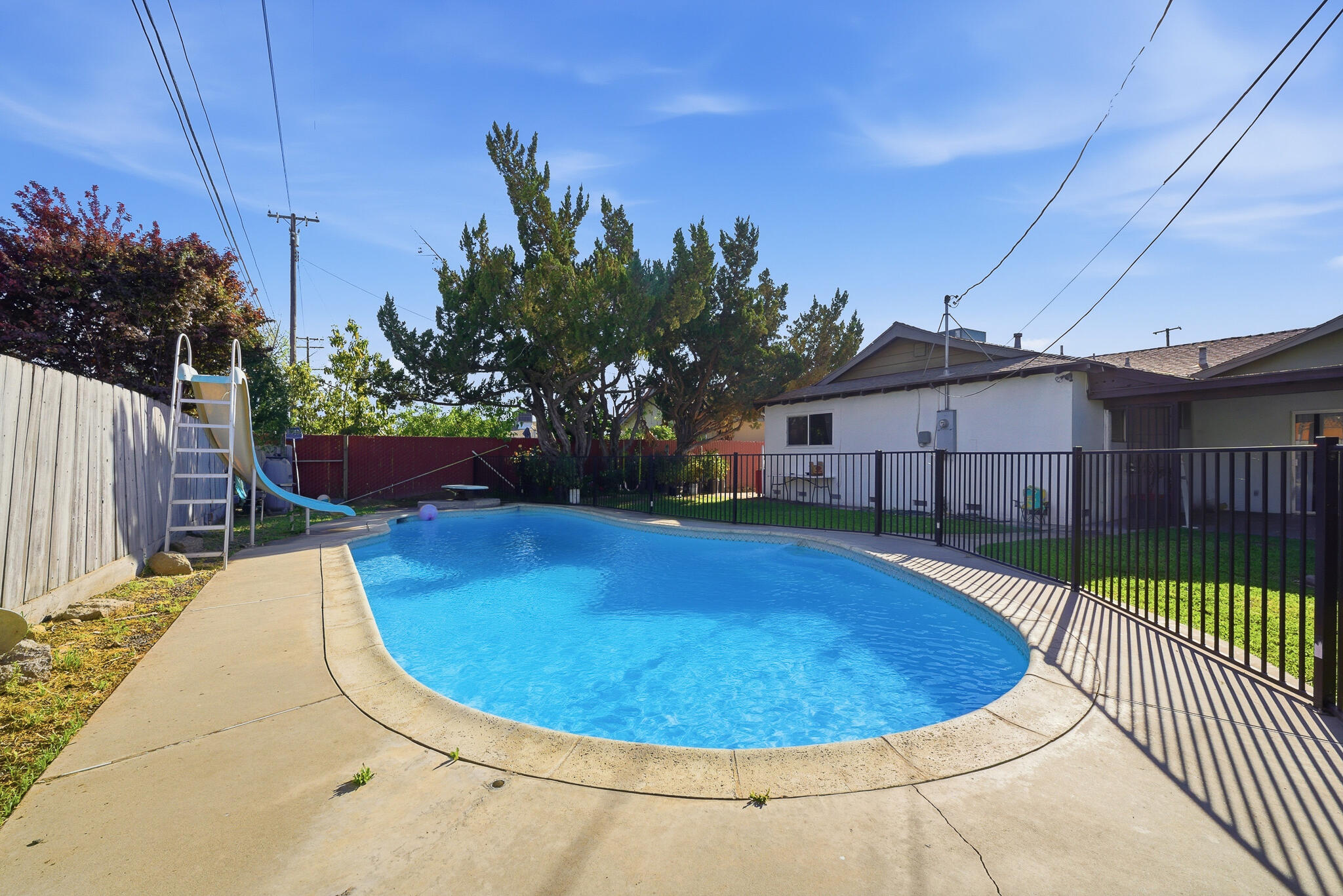 480 N Belmont St, Porterville, CA 93257