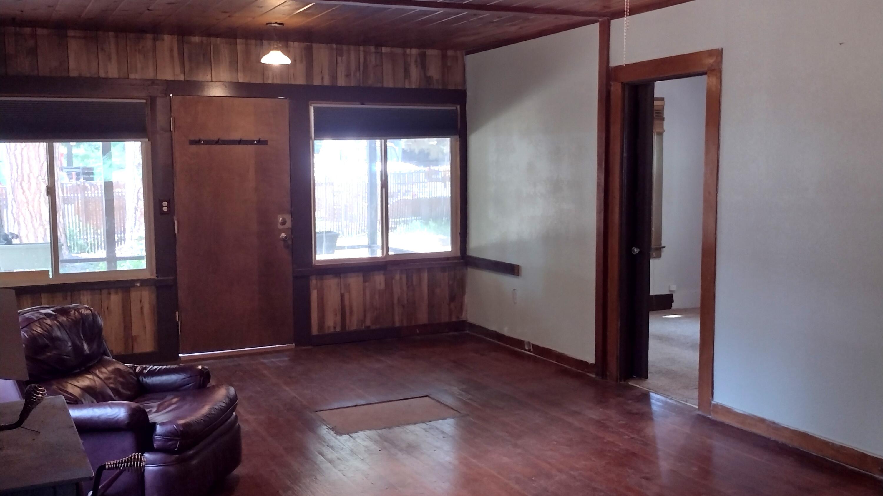 440 Trails End Dr, Camp Nelson, CA 93265