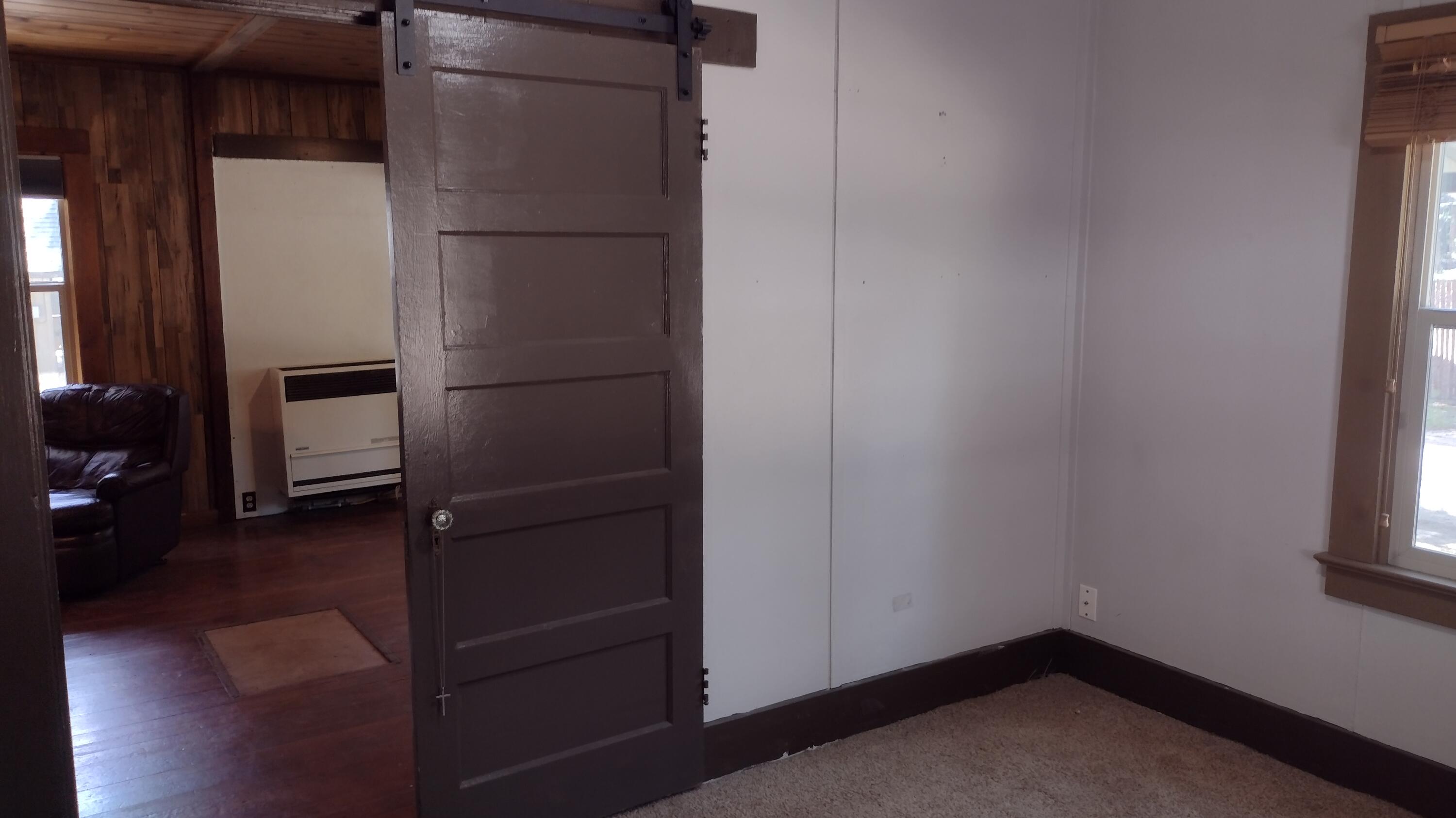 440 Trails End Dr, Camp Nelson, CA 93265