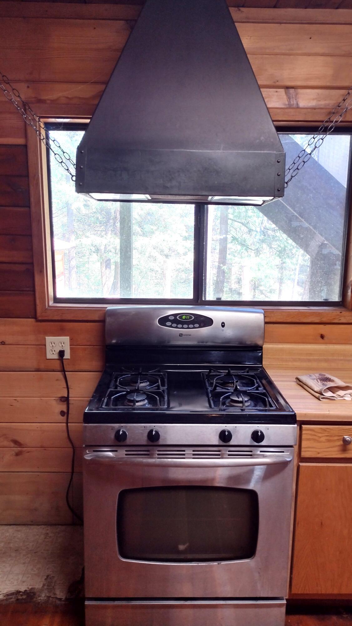 440 Trails End Dr, Camp Nelson, CA 93265