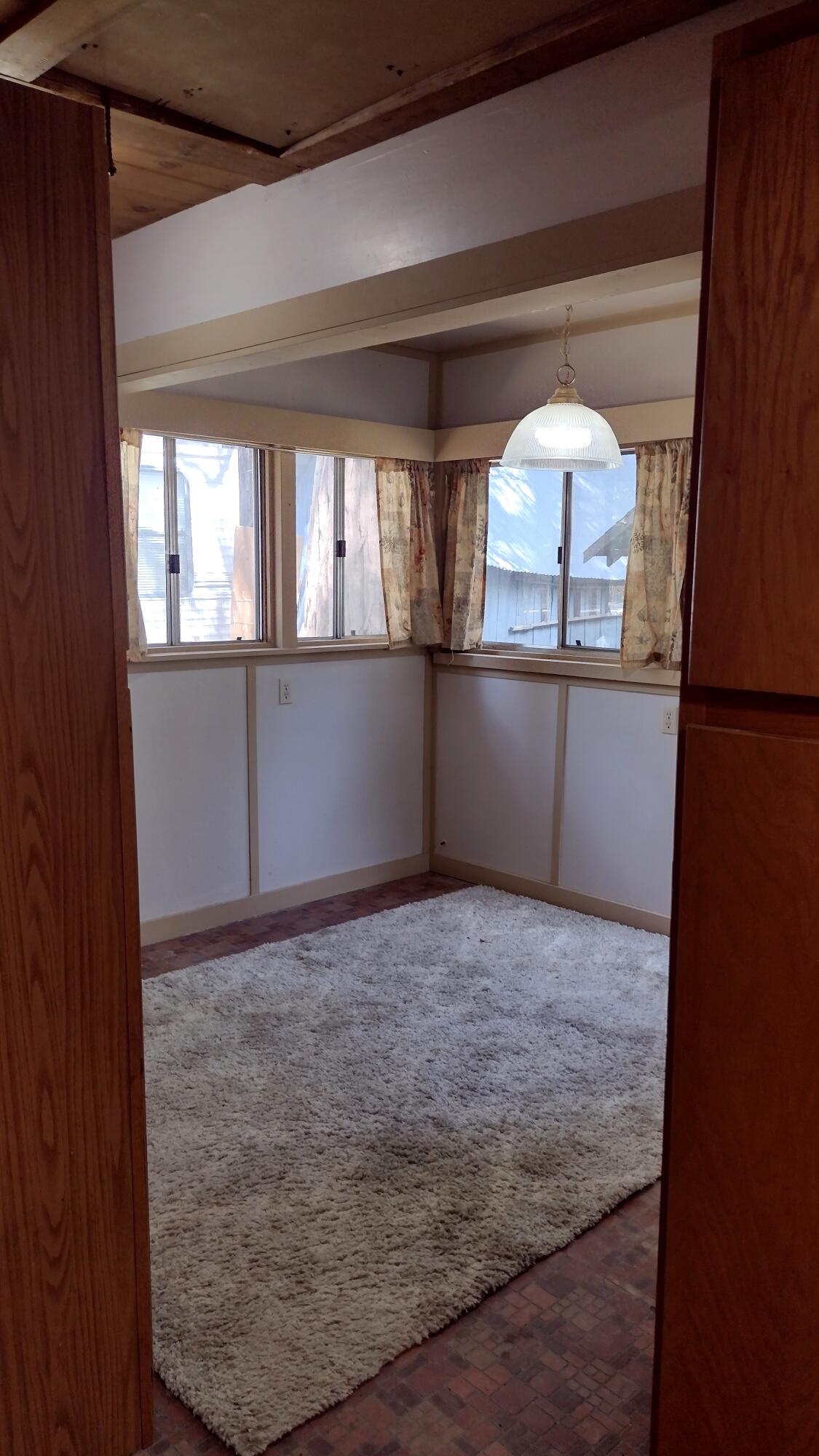 440 Trails End Dr, Camp Nelson, CA 93265