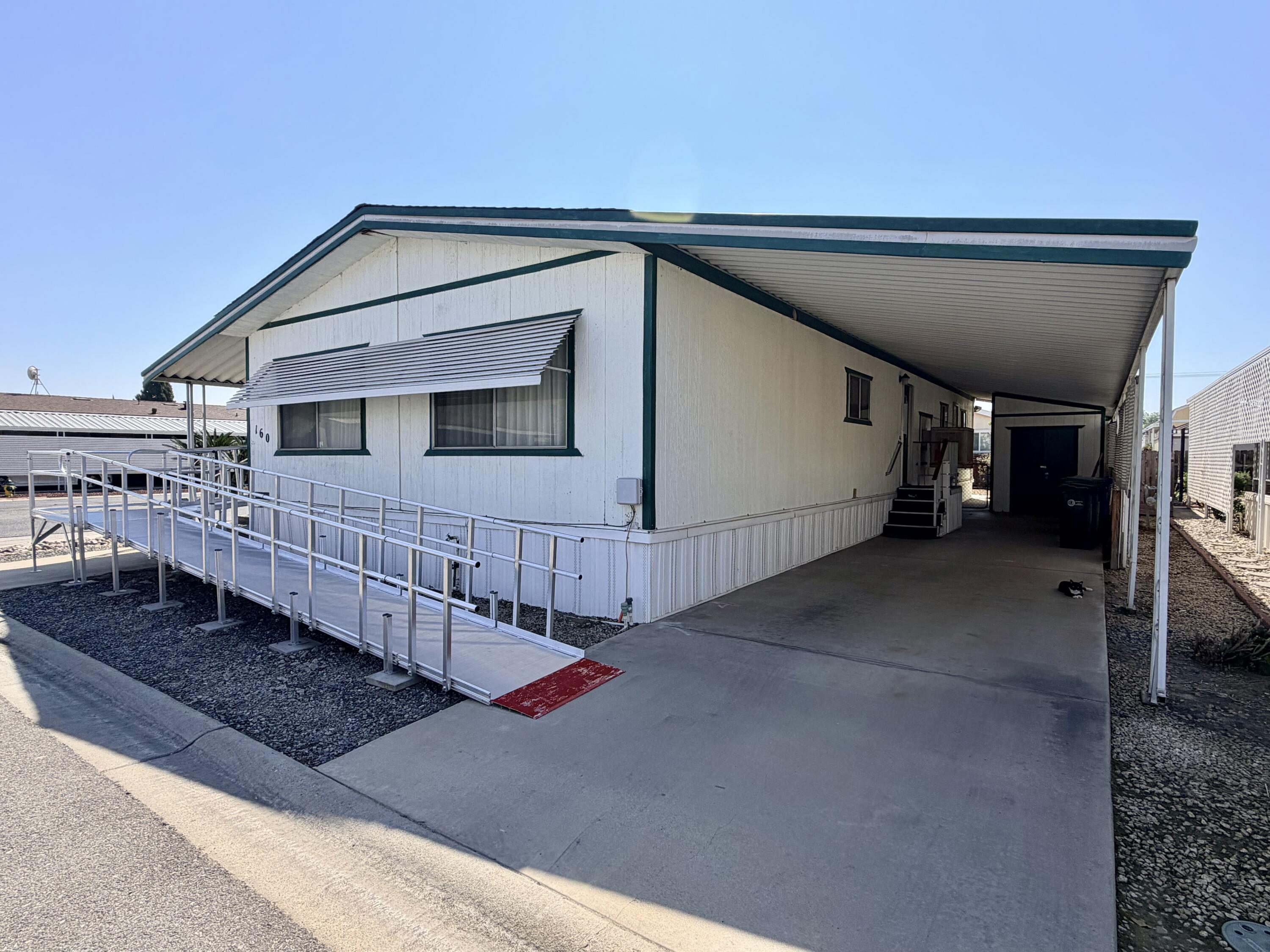 2300 W Morton Ave #160, Porterville, CA 93257