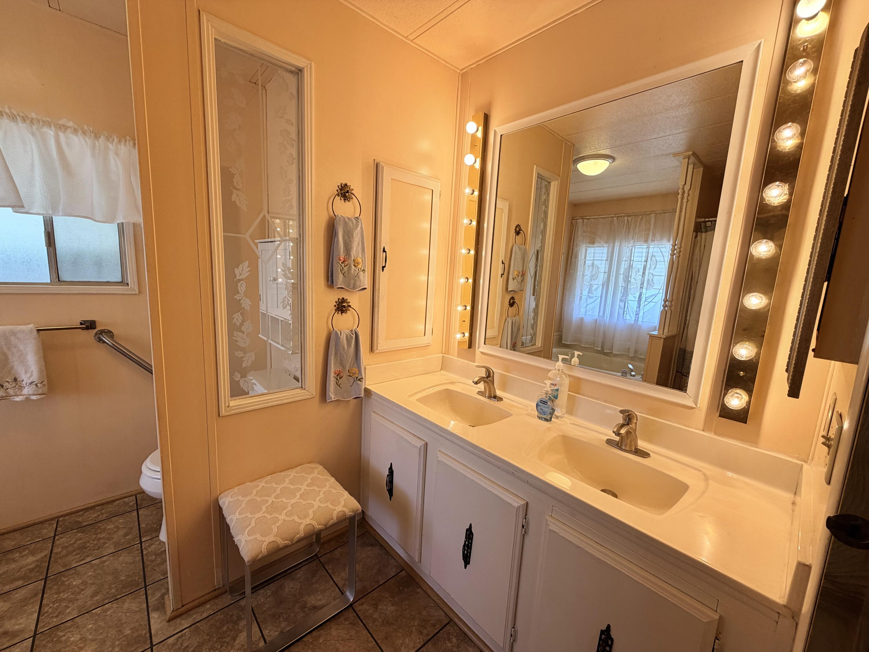 2300 W Morton Ave #160, Porterville, CA 93257