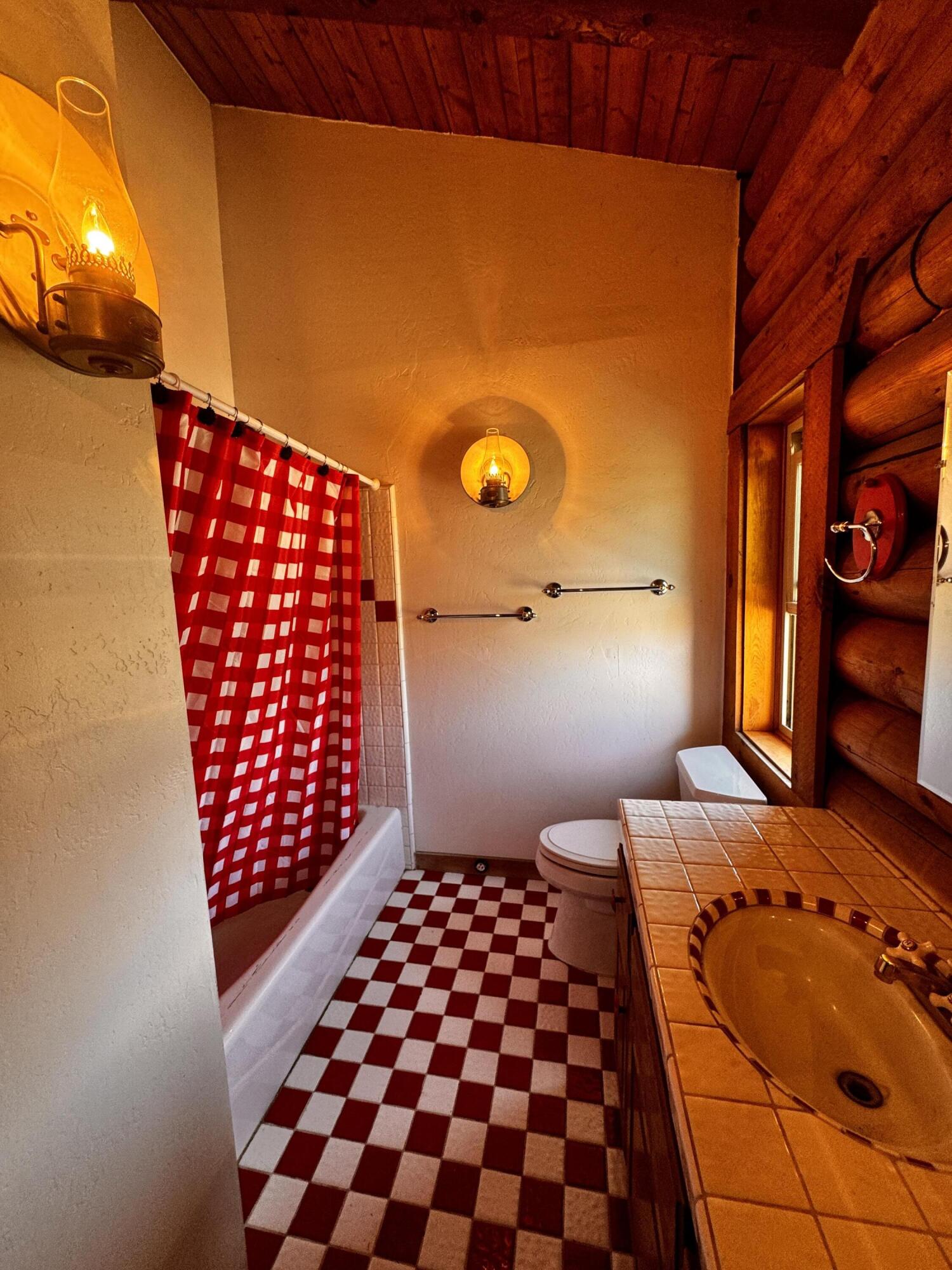 30723 Hamilton Dr, Exeter, CA 93221