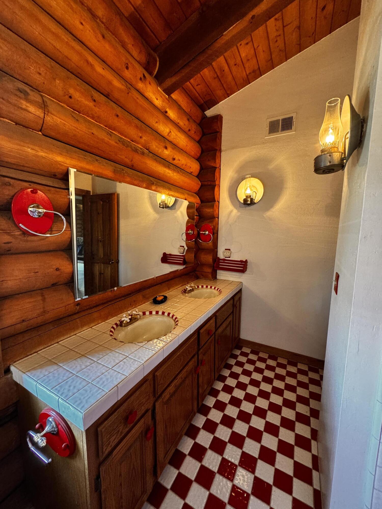 30723 Hamilton Dr, Exeter, CA 93221