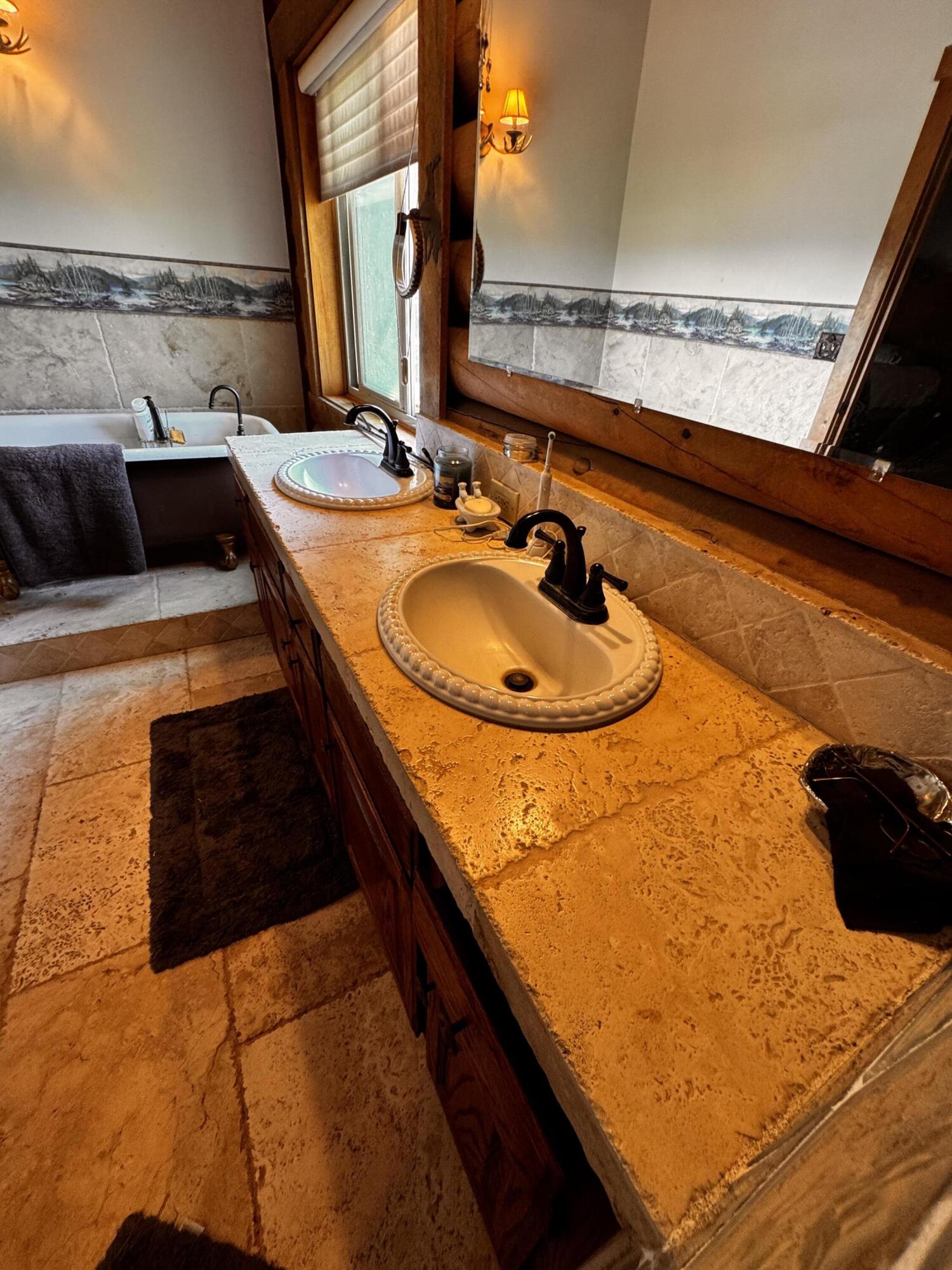 30723 Hamilton Dr, Exeter, CA 93221