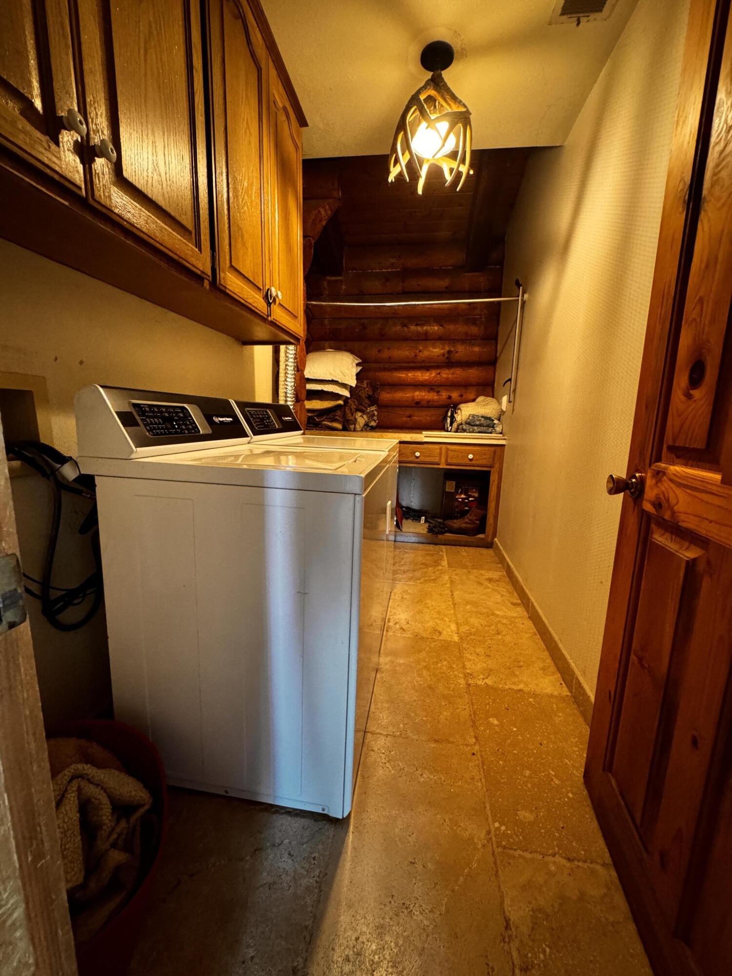 30723 Hamilton Dr, Exeter, CA 93221