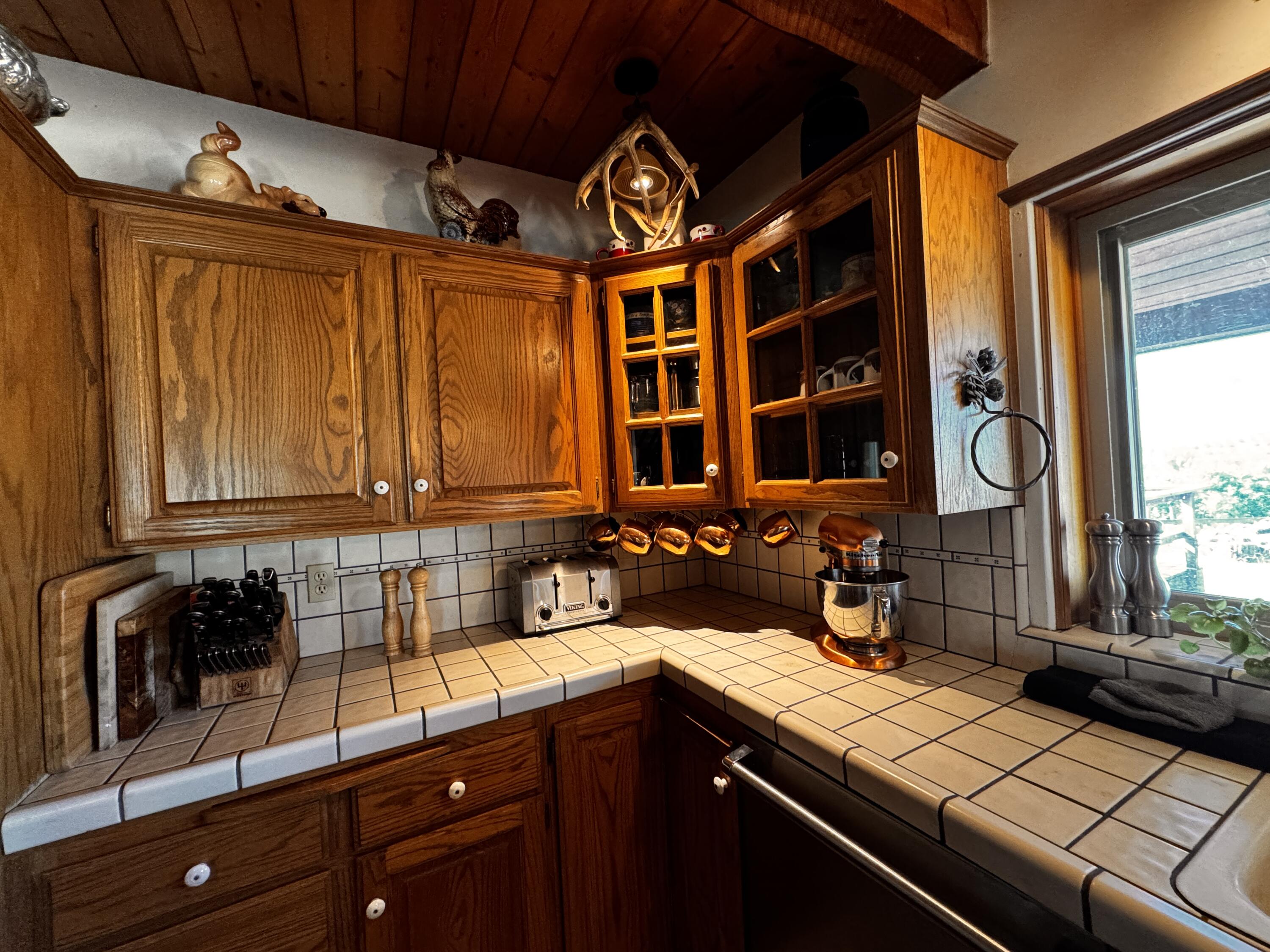 30723 Hamilton Dr, Exeter, CA 93221