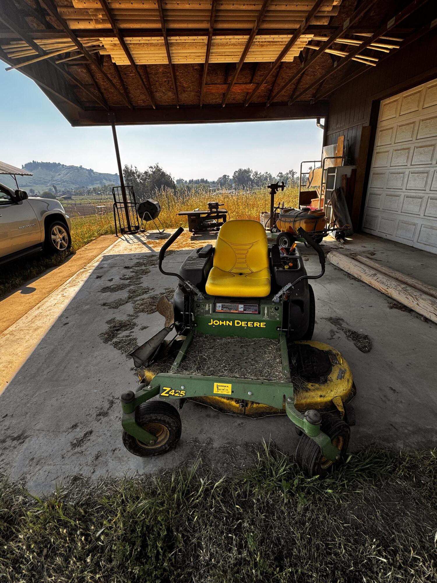 30723 Hamilton Dr, Exeter, CA 93221