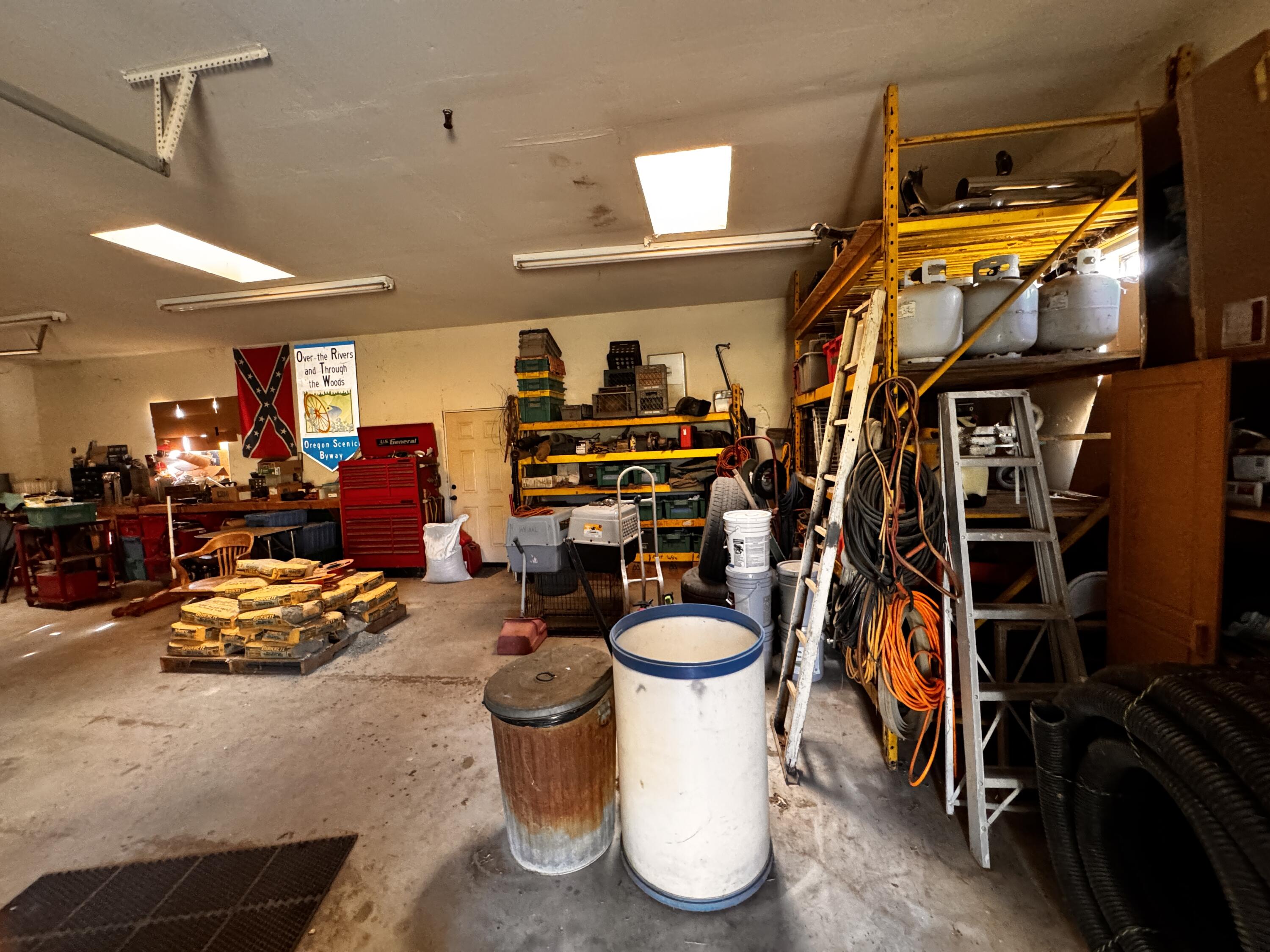 30723 Hamilton Dr, Exeter, CA 93221