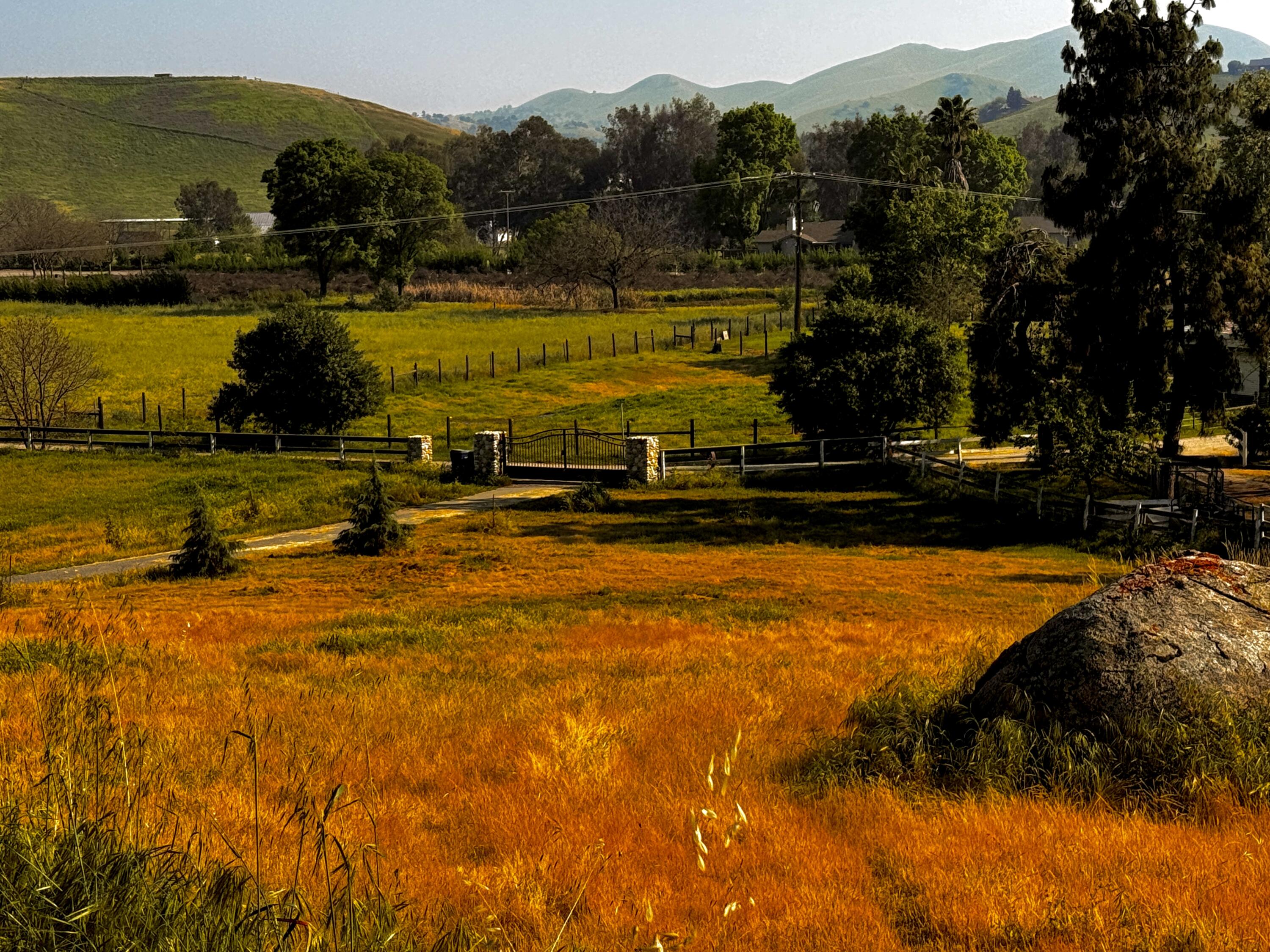 30723 Hamilton Dr, Exeter, CA 93221